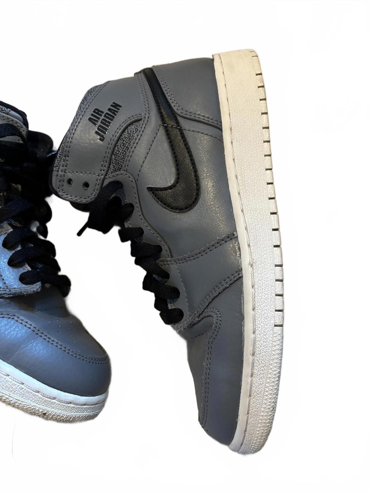 Nike Nike Air Jordan 1 Retro High OG Sneaker Rare Y5=W7 Size US 7 / IT 37 - 2 Thumbnail