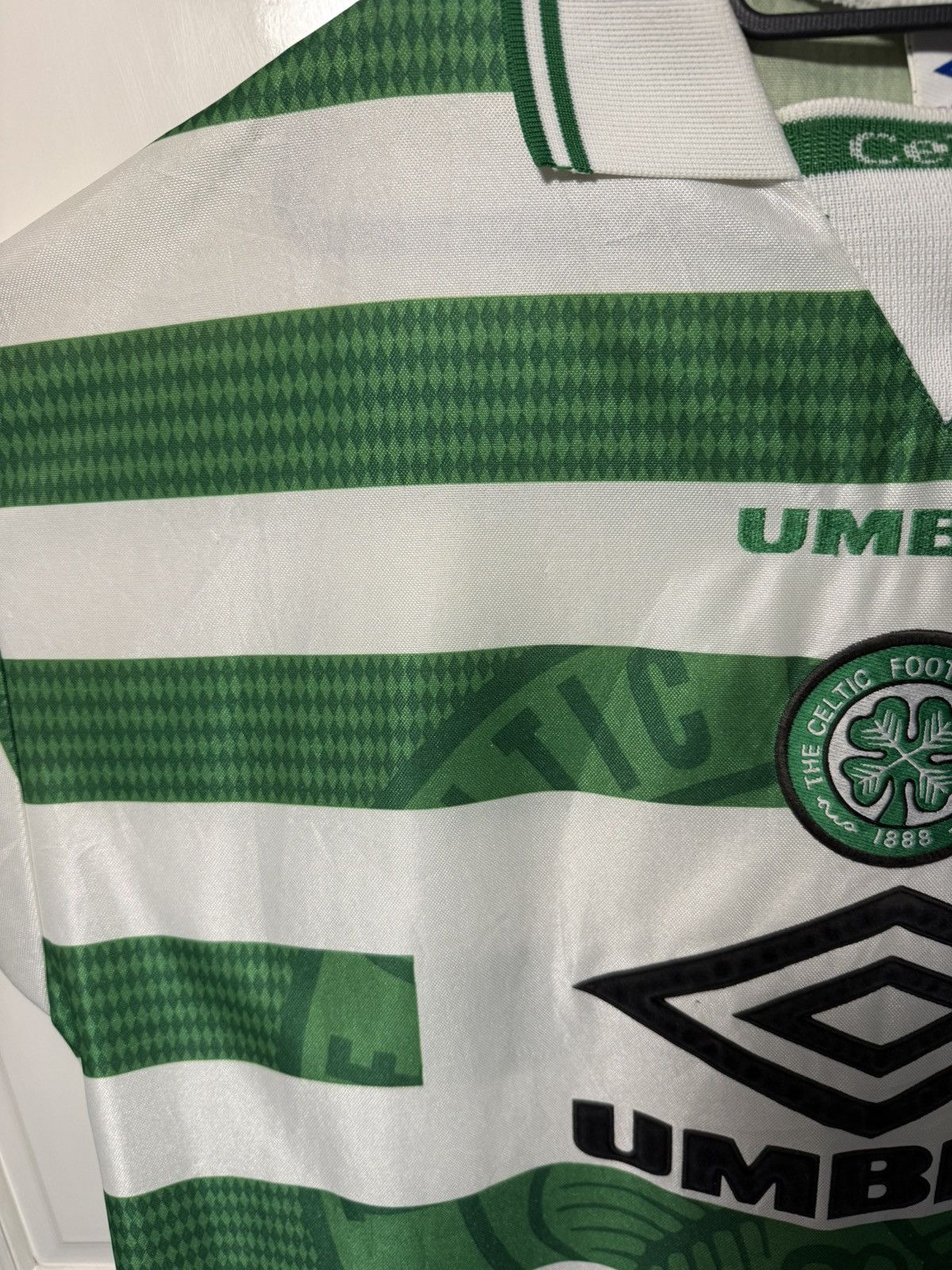 Umbro 1997/99 Celtic FC jersey Home #7 Larsson XXL Size Size US XXL / EU 58 / 5 - 17 Thumbnail