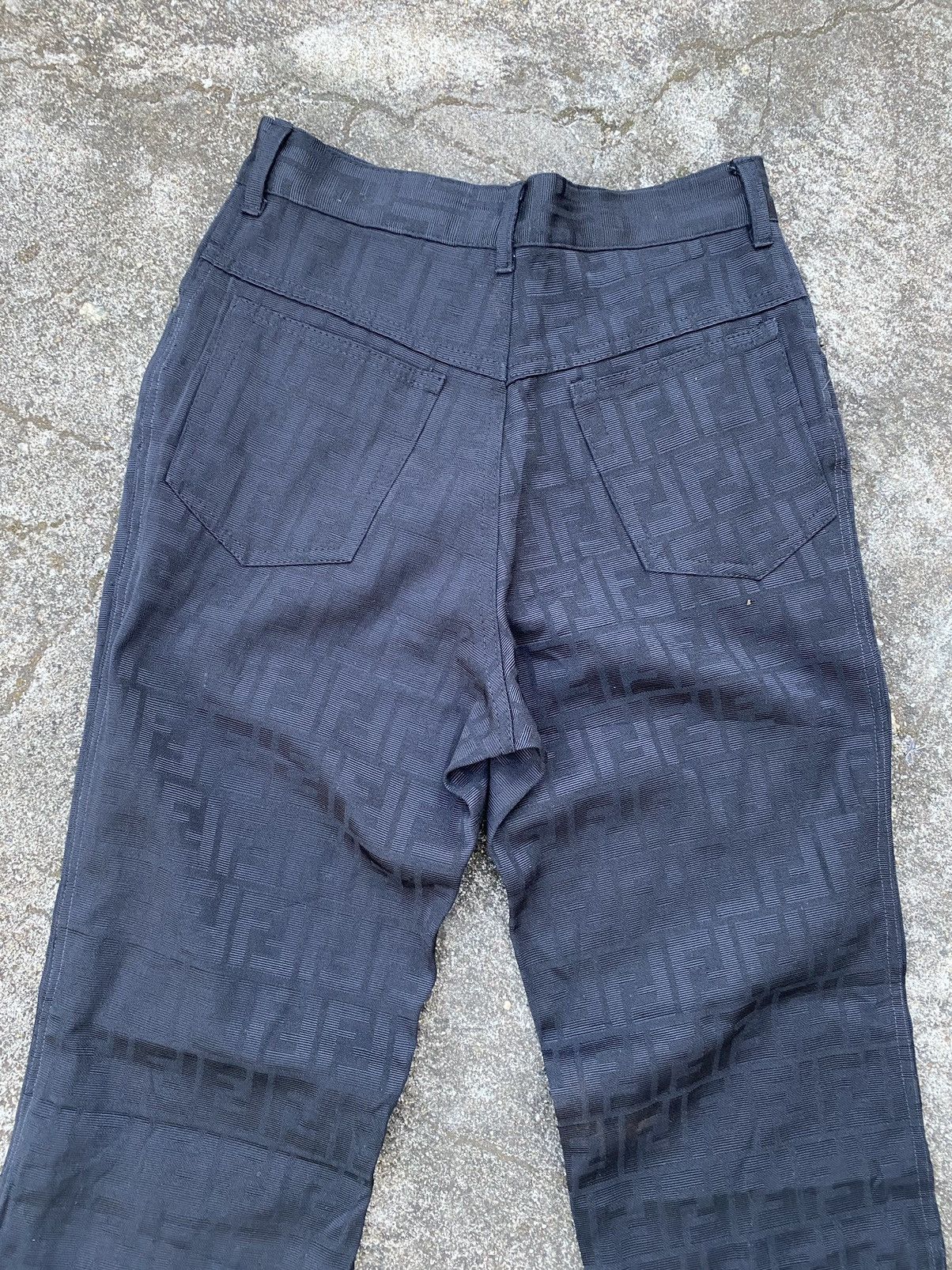 Fendi Waist 24” Fendi Monogram Size US 26 / EU 42 - 13 Thumbnail