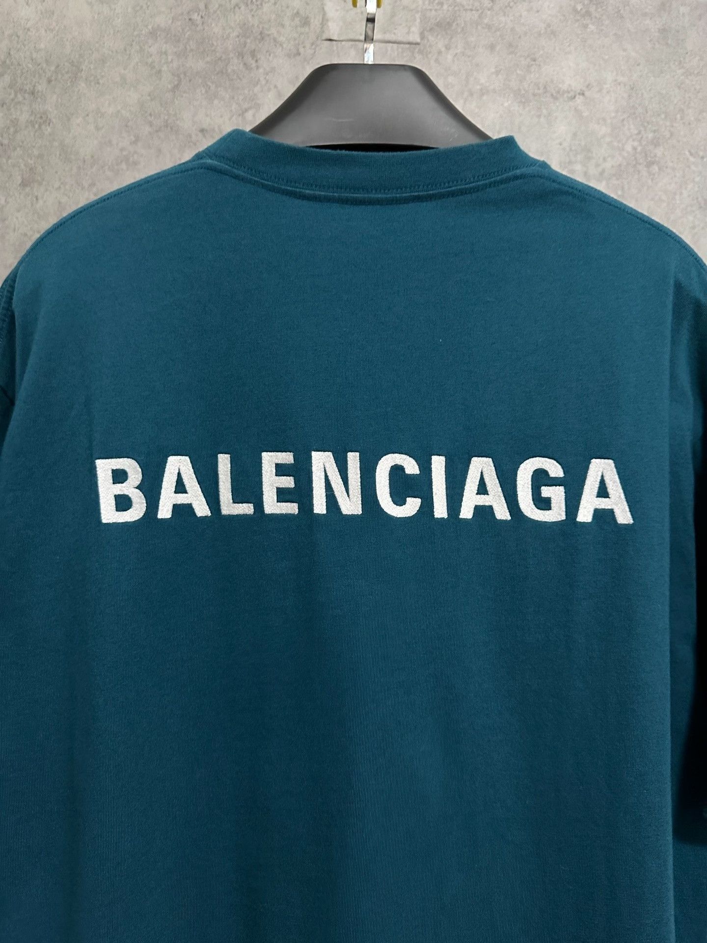 Balenciaga Balenciaga Short-Sleeve T-Shirt Embroidered Logo Size US S / EU 44-46 / 1 - 5 Thumbnail