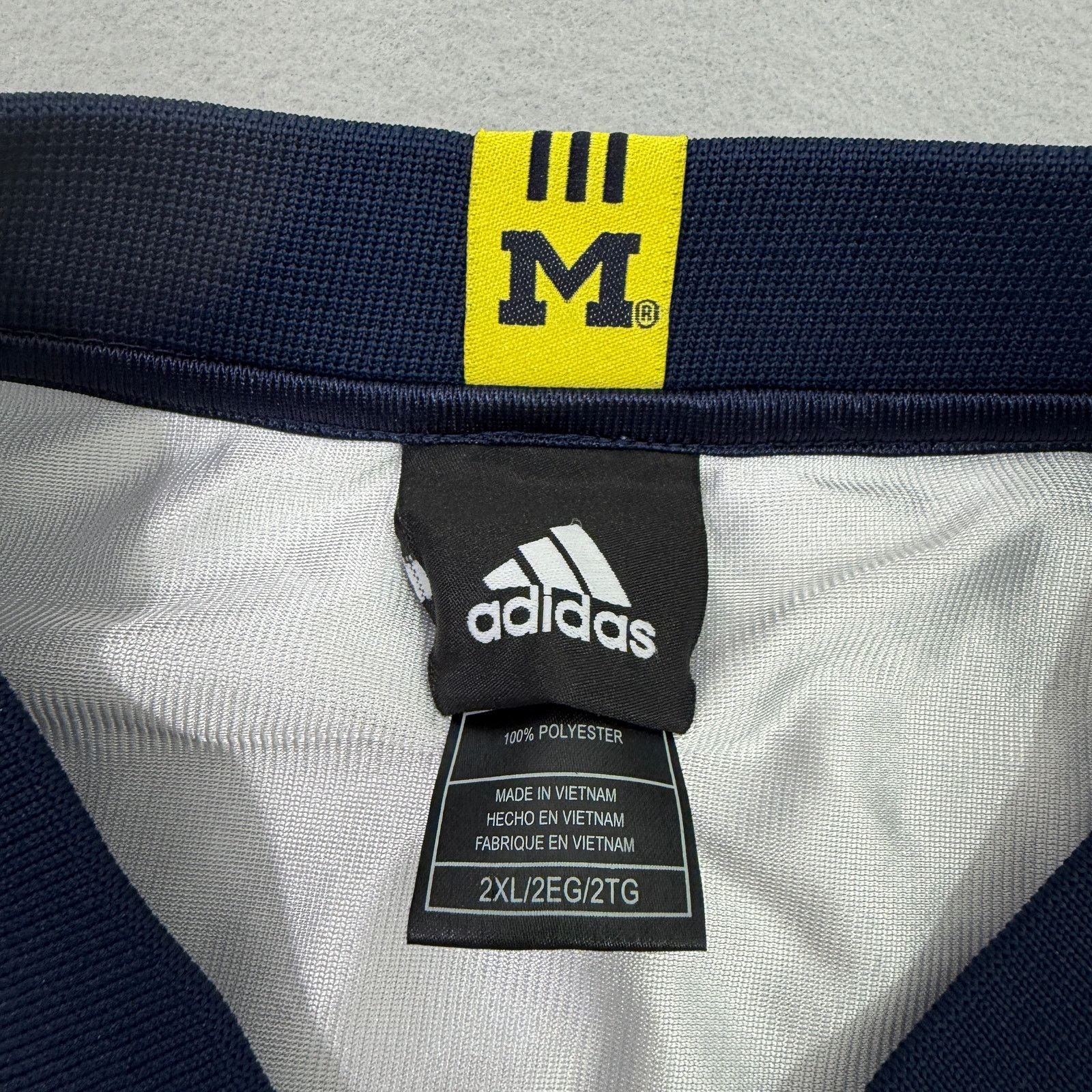 Adidas Vintage Adidas Michigan Wolverines Football Jersey 2XL Size US XXL / EU 58 / 5 - 5 Thumbnail