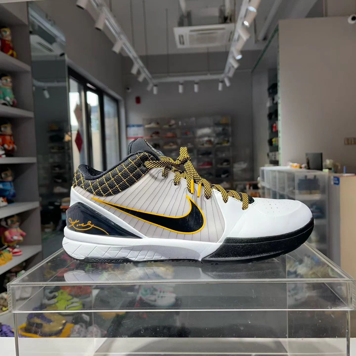 Other Nike Zoom Freak 4 "4 Seasons" Sz 11.5 (US) DS Size US 9 / EU 42 - 3 Thumbnail