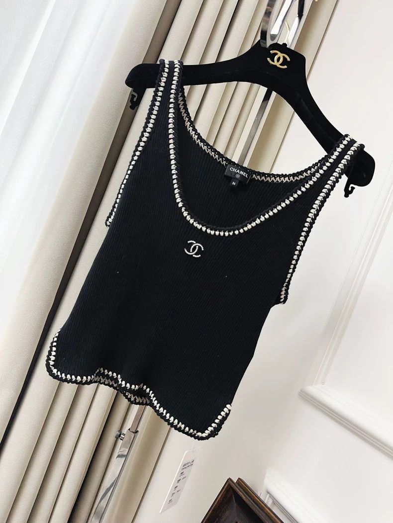 Chanel Chanel 22C early spring show black and white rolled-edged Size XS / US 0-2 / IT 36-38 - 1 Thumbnail
