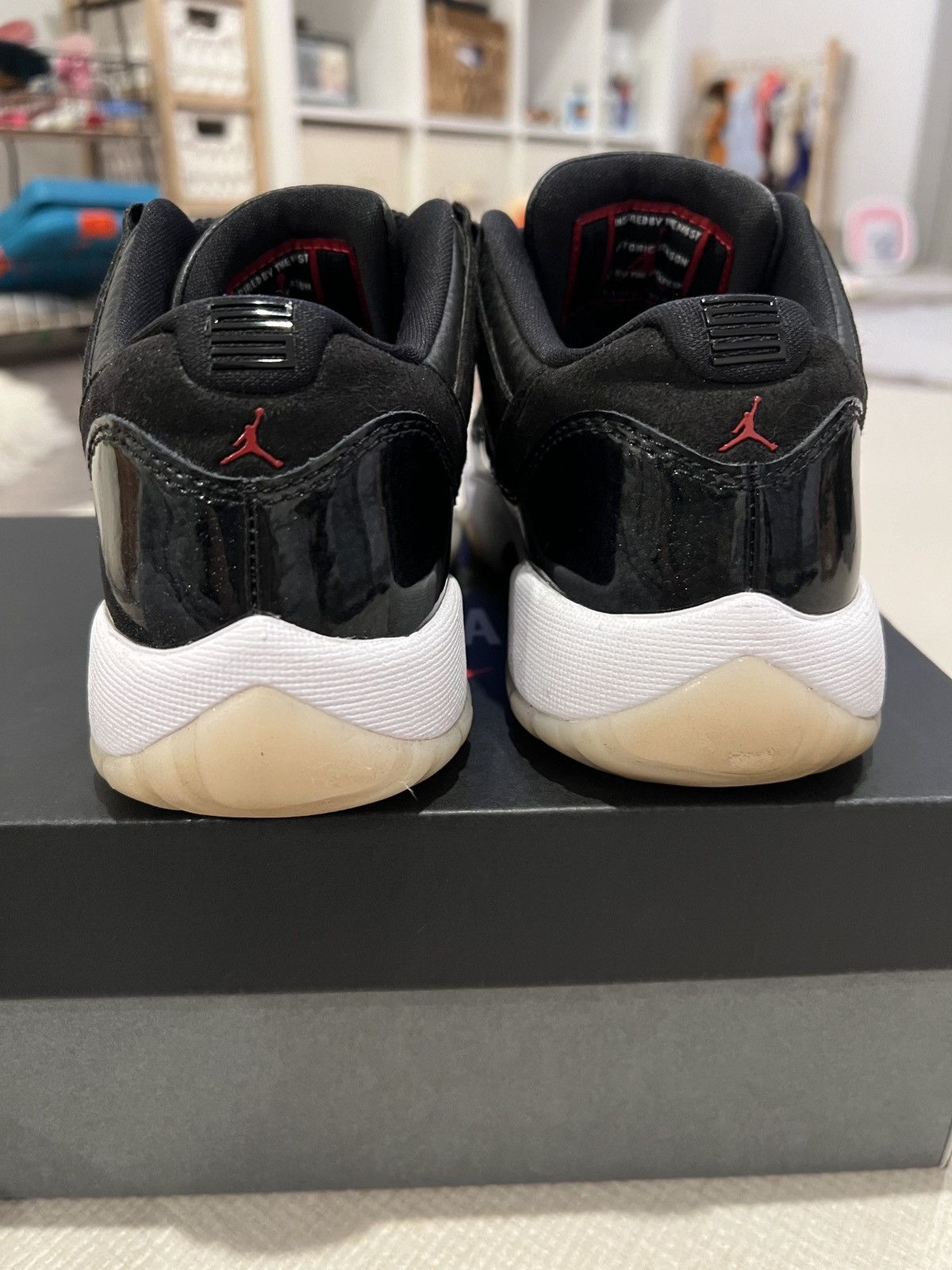 Jordan Brand × Nike Jordan 11 Low retro 72-10 Size US 4.5 / IT 34.5 - 4 Thumbnail