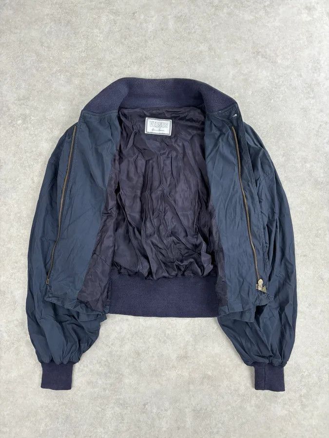 Vintage 2000s Gianni Versace Versus Navy Minimalist Light Bomber Jacket Size US S / EU 44-46 / 1 - 7 Thumbnail
