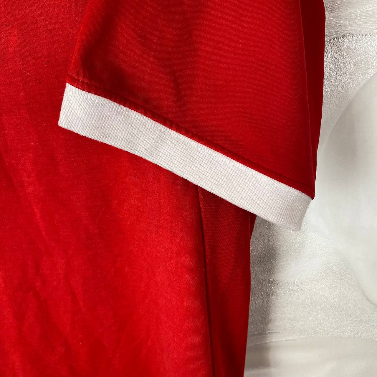 Umbro Umbro x England 2010 Away Kit Soccer Jersey In Red Size US M / EU 48-50 / 2 - 4 Thumbnail