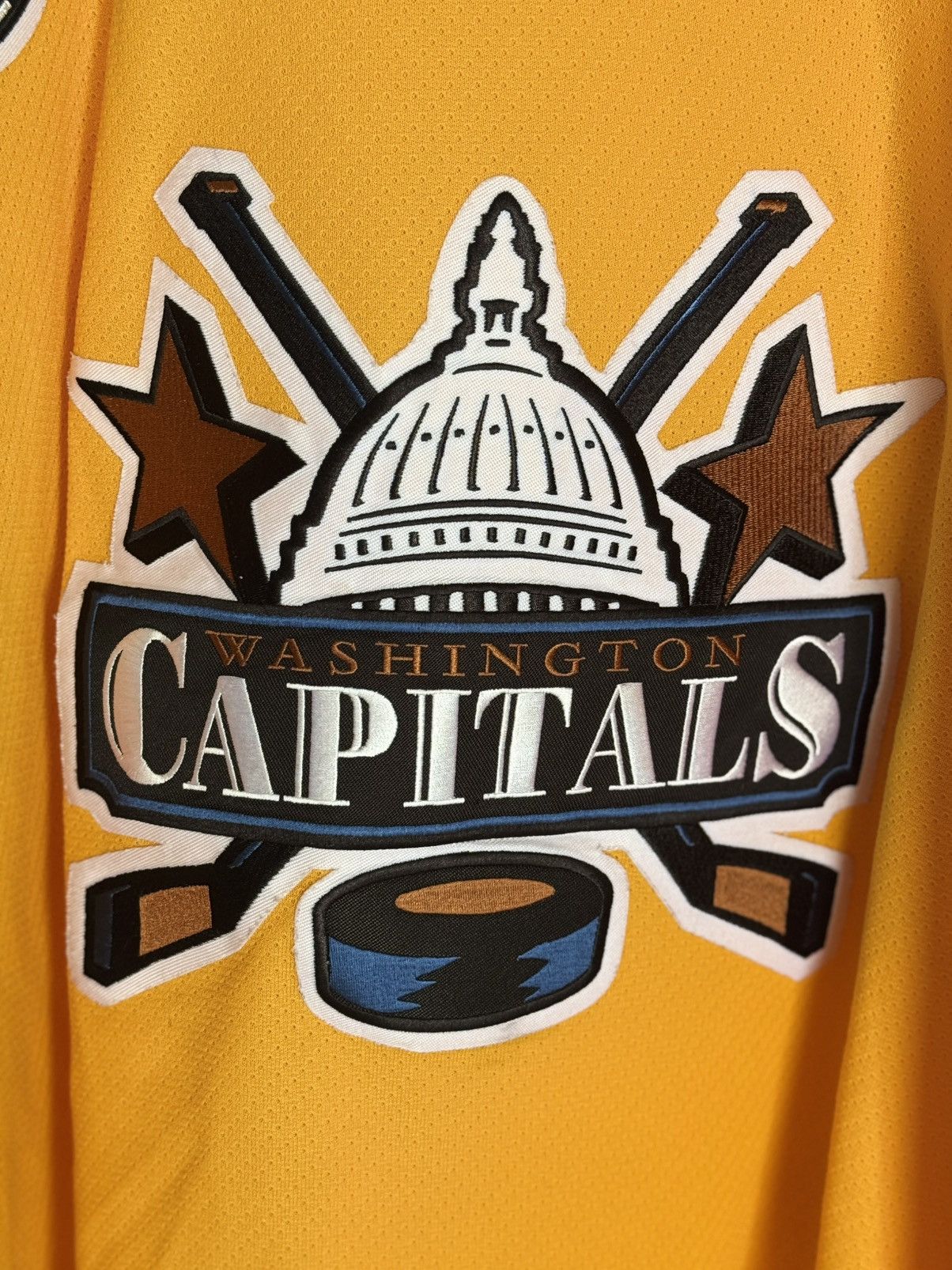 Ccm WASHINGTON CAPITALS JERSEY MEN CENTER ICE BUD LIGHT HOCKEY Size US XXL / EU 58 / 5 - 4 Thumbnail