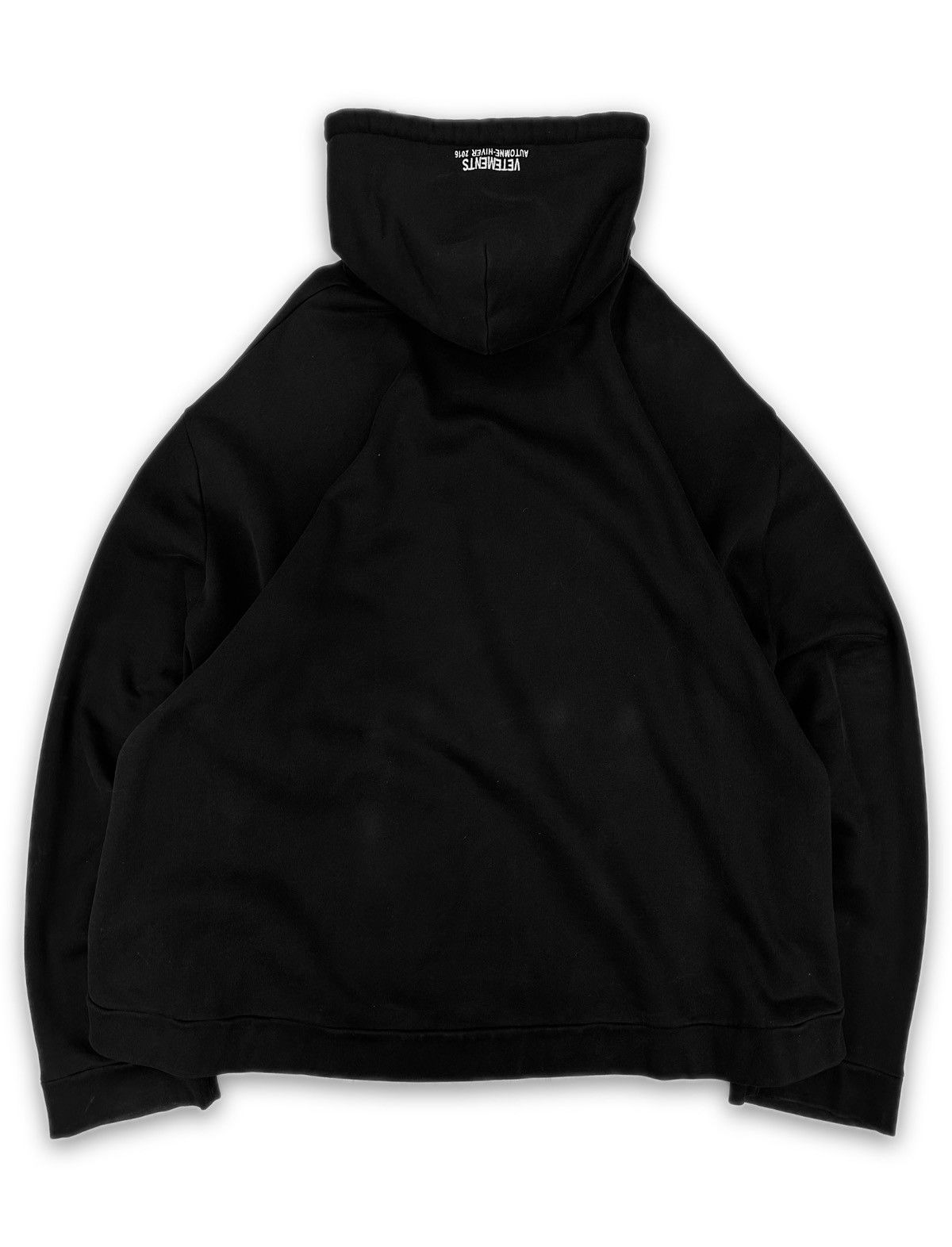 VETEMENTS 16 AW Oversized hoodie新品 FOR SALE* SS16 Vêtements 'Metal' Logo Black Split Reconstructed