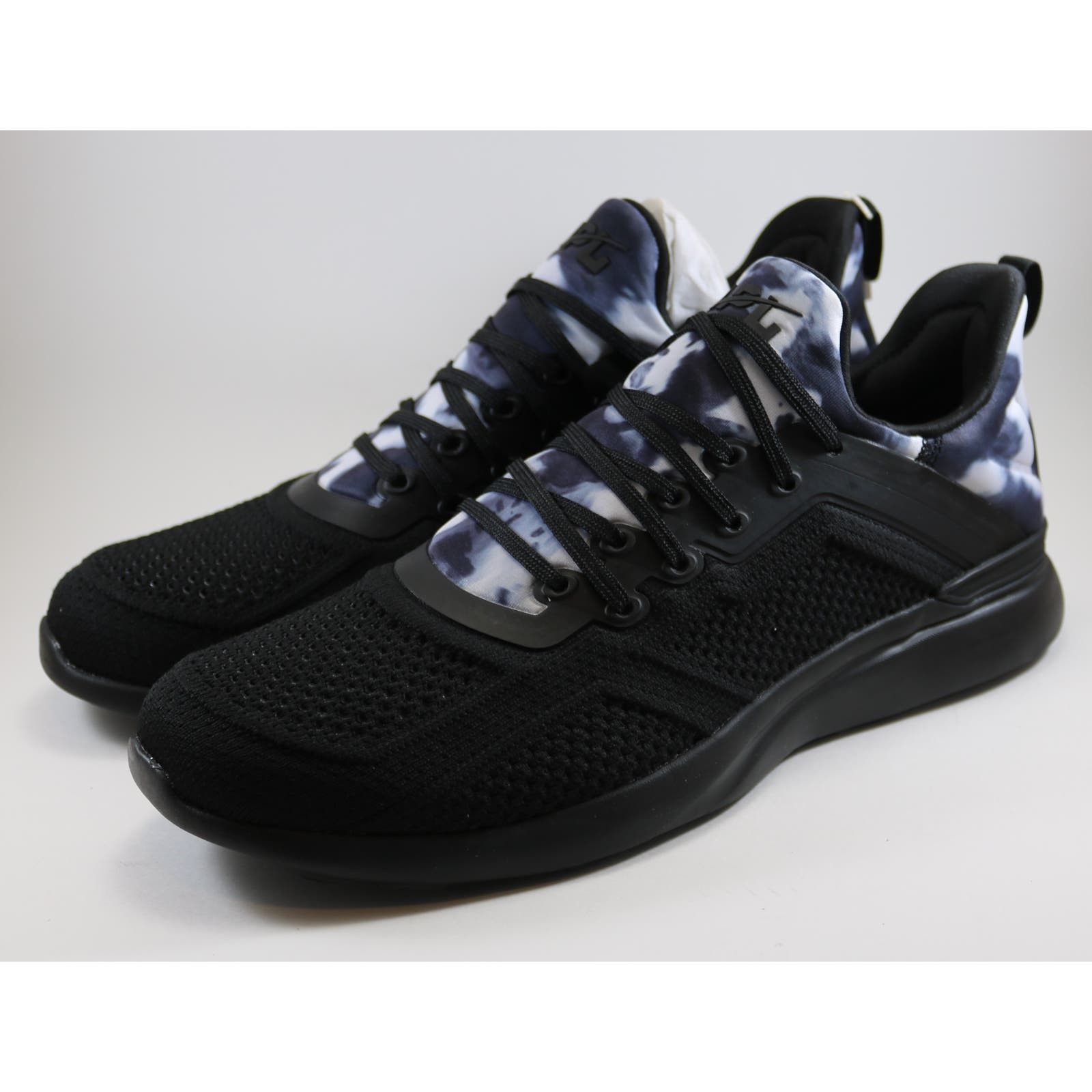 image of Apl Athletic Propulsion Labs Techloom Tracer Tie Dye 10 Shoes in Black, Men's
