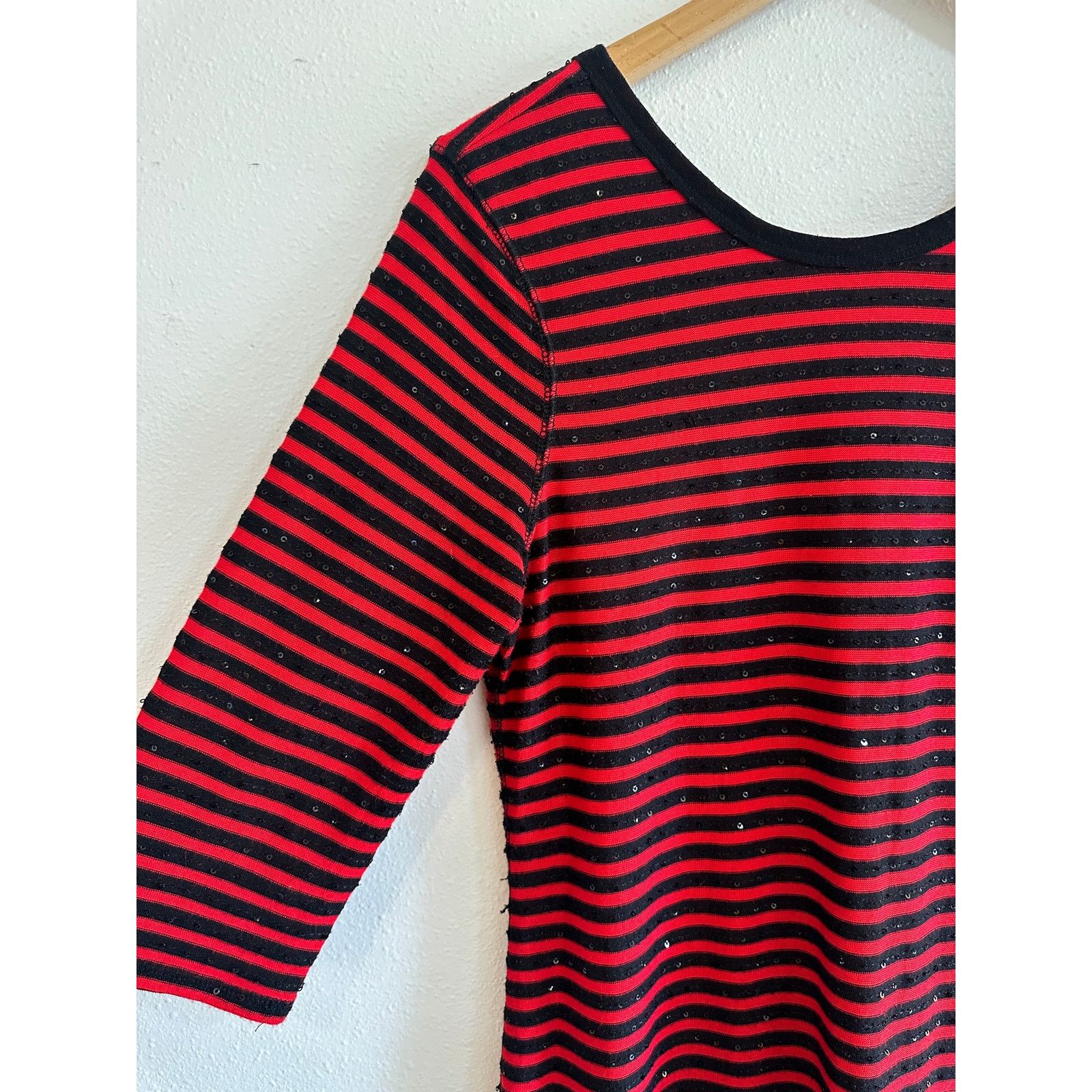 Express Express Stripe Scoop Back Sequin T-Shirt Dress size Large Size L / US 10 / IT 46 - 4 Thumbnail