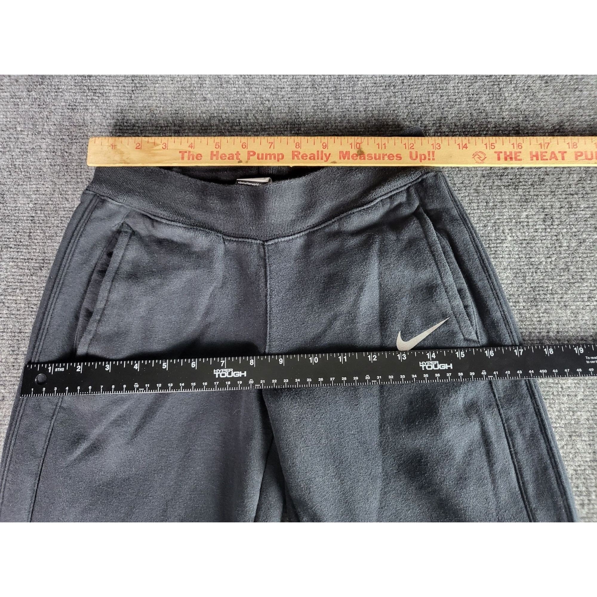 Nike Nike Ankle Crop Sweatpants Women Sz M Black Pockets Logo Cas Size 28" / US 6 / IT 42 - 5 Thumbnail