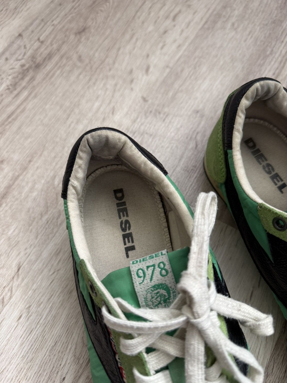 Diesel Vintage Diesel 978 Archive Runner Sneakers Green Y2K Nylon Size US 10.5 / EU 43-44 - 8 Thumbnail