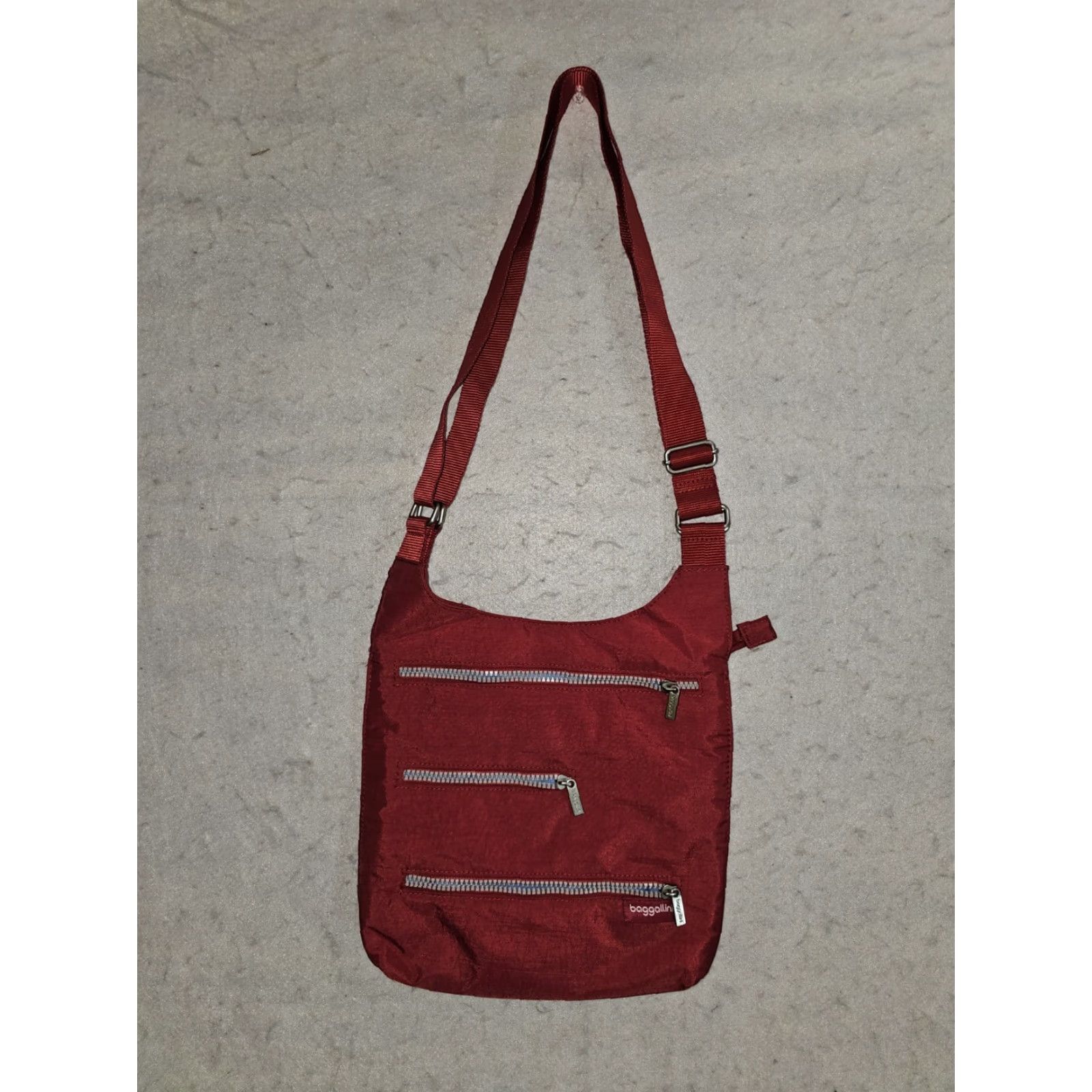 Vintage baggallini Signature Red Nylon Crossbody Bag Medium Blue Lining Size ONE SIZE - 2 Thumbnail