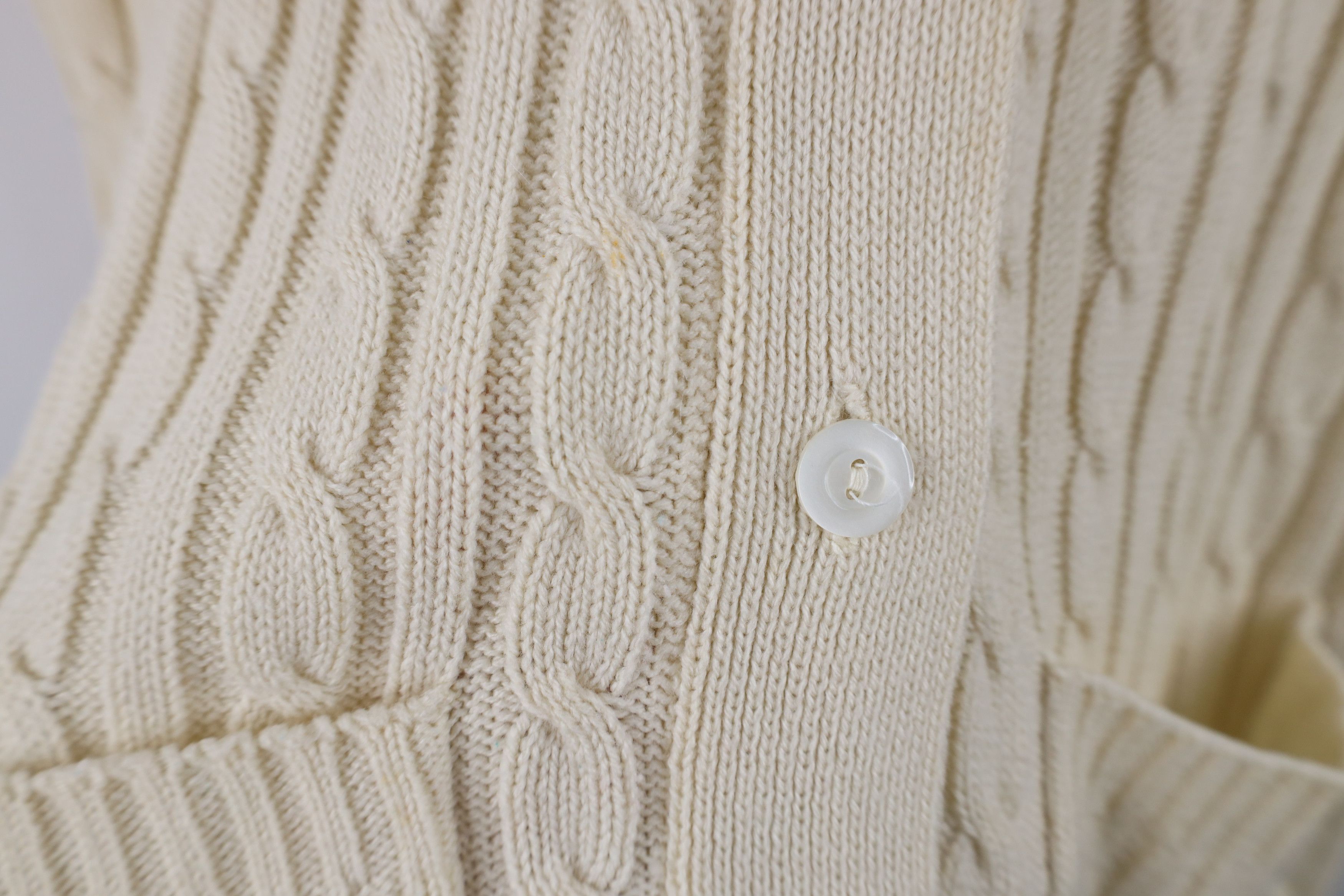 Vintage Vintage 70s Streetwear Chunky Cable Knit Sweater Vest Beige Size M / US 6-8 / IT 42-44 - 5 Thumbnail