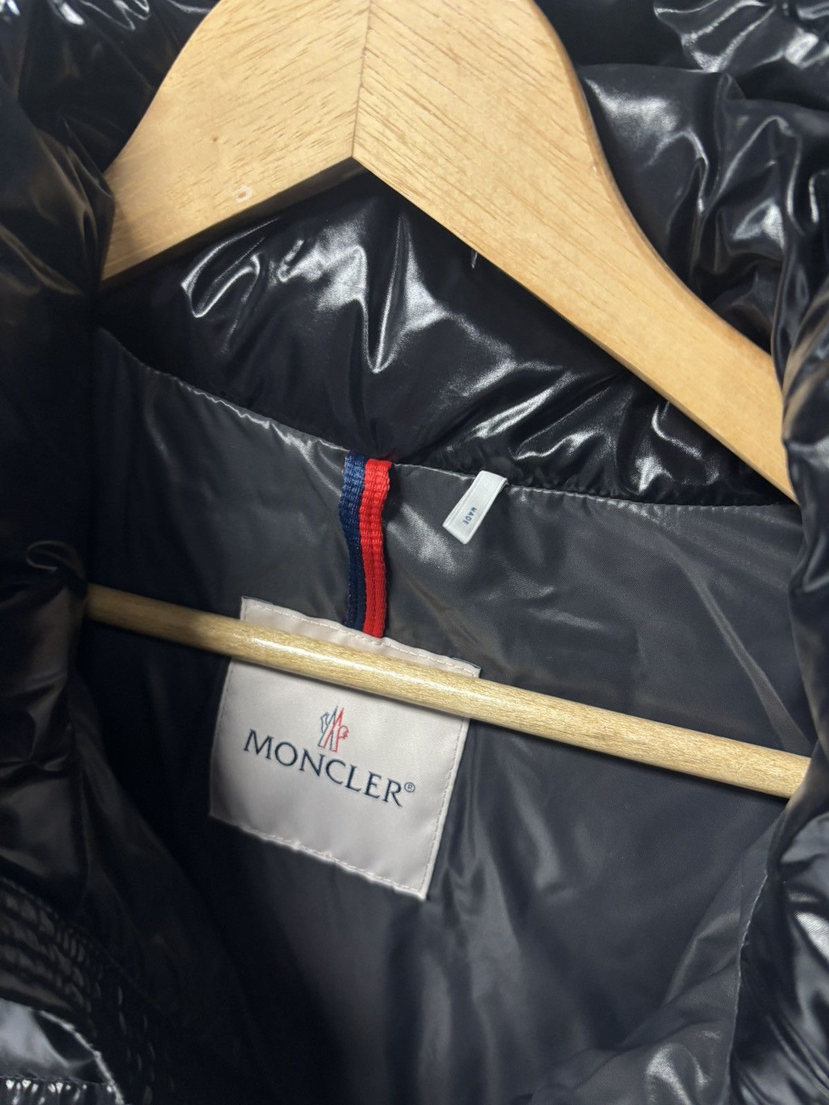 Moncler Moncler Maya Giubbotto jacket size 4 black Size US L / EU 52-54 / 3 - 7 Thumbnail
