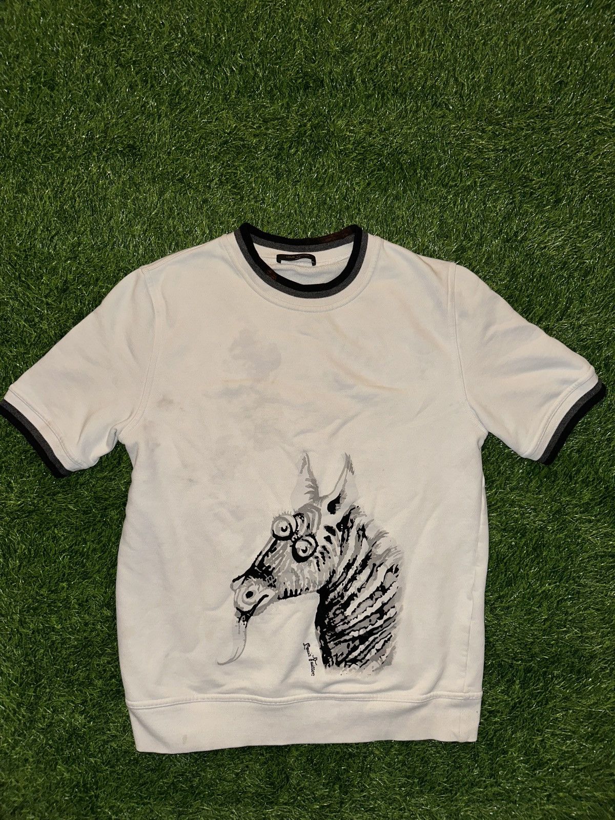 Louis Vuitton Rare louis vuitton zebra tee shirt chapman print size Medium Size US M / EU 48-50 / 2 - 1 Thumbnail
