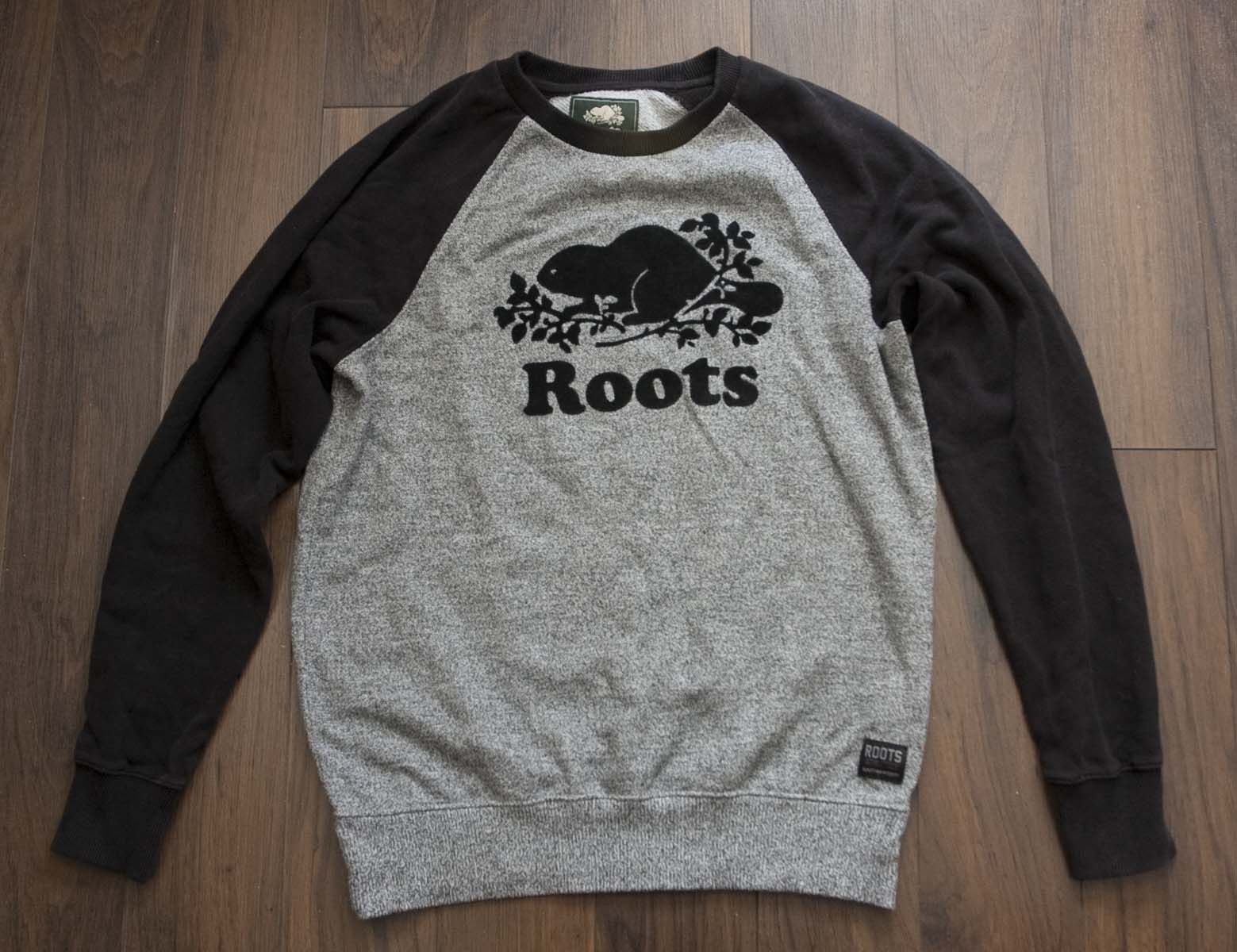 Roots Roots Canada Sweatshirt Crewneck Size S Gray /Black Size US S / EU 44-46 / 1 - 1 Thumbnail