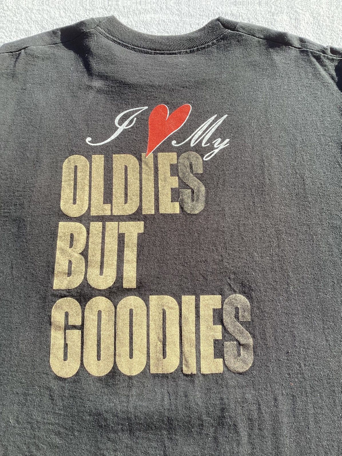 Fruit Of The Loom oldies but goodies 50s 60s 70s classic rock original hits T Size US XL / EU 56 / 4 - 4 Thumbnail