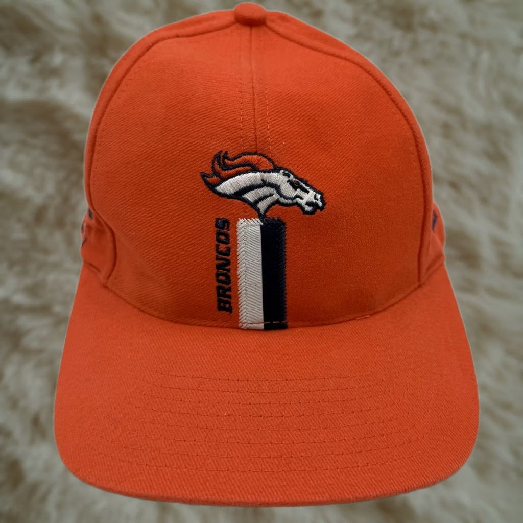 Logo Athletic VINTAGE Denver Broncos Strapback NFL Logo Athletics Cap Hat Orange John Elway Unisex Adults Adjustable Cotton Blend Baseball Cap Mens Size ONE SIZE - 1 Thumbnail