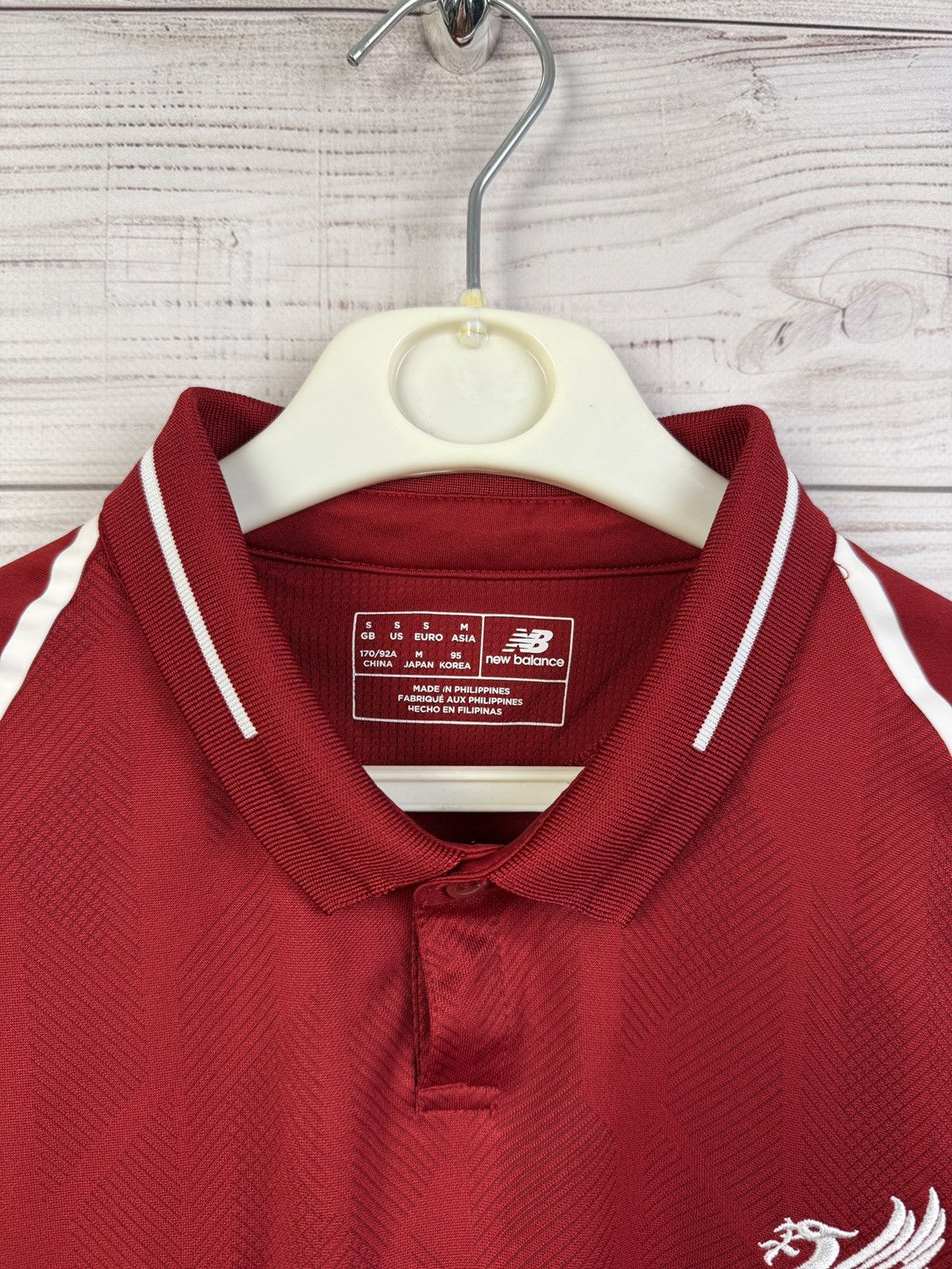 New Balance New Balance Liverpool M.Salah #11 Soccer jersey Size US S / EU 44-46 / 1 - 7 Thumbnail
