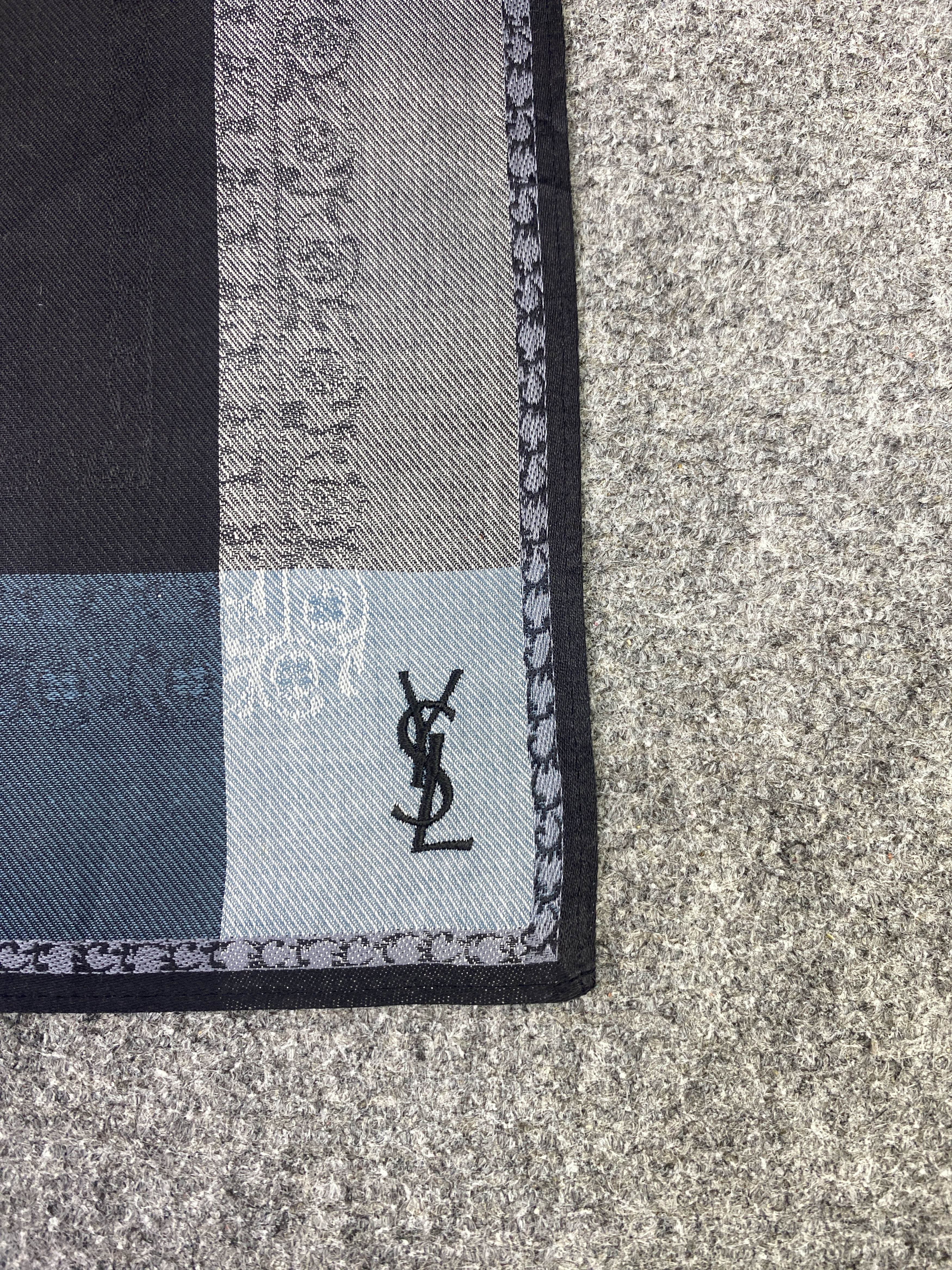 Yves Saint Laurent Yves Saint Laurent Handkerchief / Neckerchief KT0230 Size ONE SIZE - 5 Thumbnail