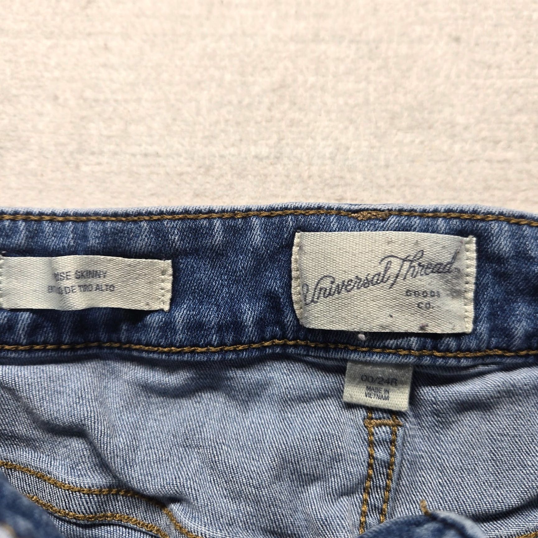 Vintage Universal Thread Goods Co Jeans Skinny Blue Denim Pants Adult Women's 00/24R Denim Blue Skinny Jeans Women 00 24R Size 24" / US 00 / IT 34 - 4 Thumbnail