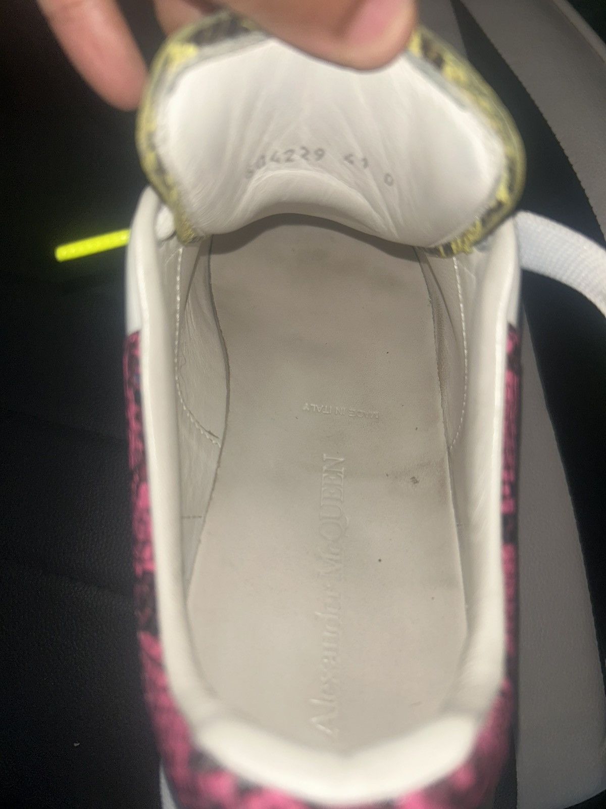 Alexander McQueen Alexander McQueen Oversized Sneaker 'White Multi Snake Print Size US 9 / EU 42 - 8 Thumbnail