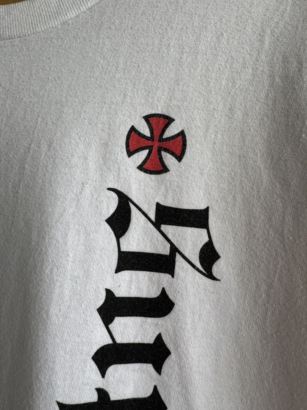 Independent Truck Co. × Supreme Supreme X Independent Truck Co. Old English Tee Size US M / EU 48-50 / 2 - 8 Thumbnail