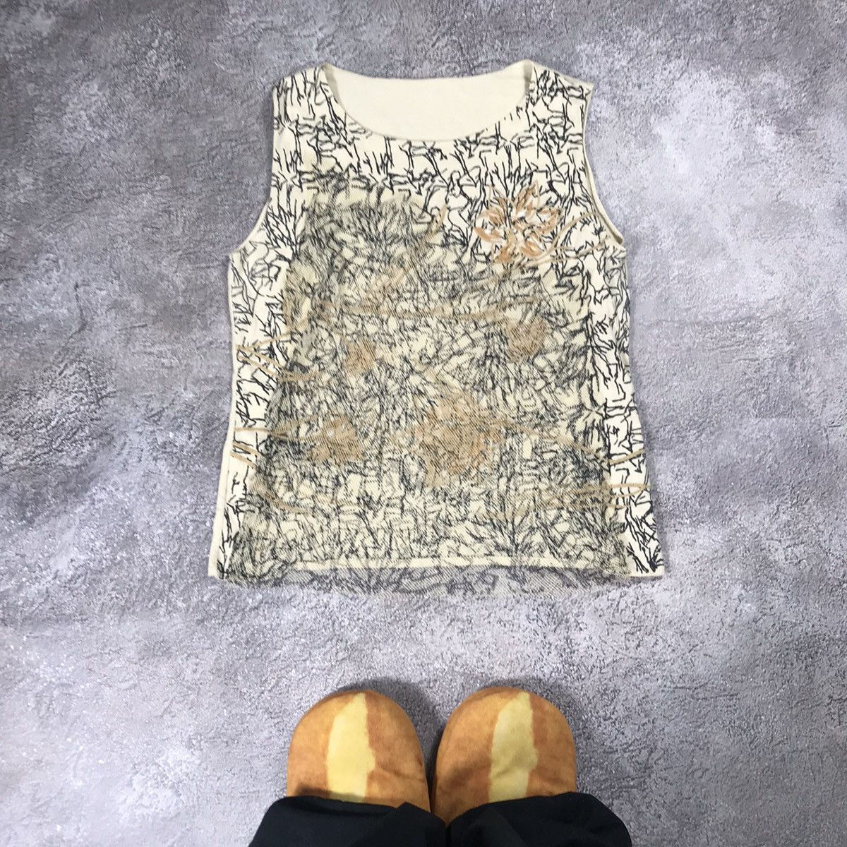 Vintage Vintage 90s Abstract All Over Print Tank Top Grunge Baggy L Size L / US 10 / IT 46 - 1 Thumbnail