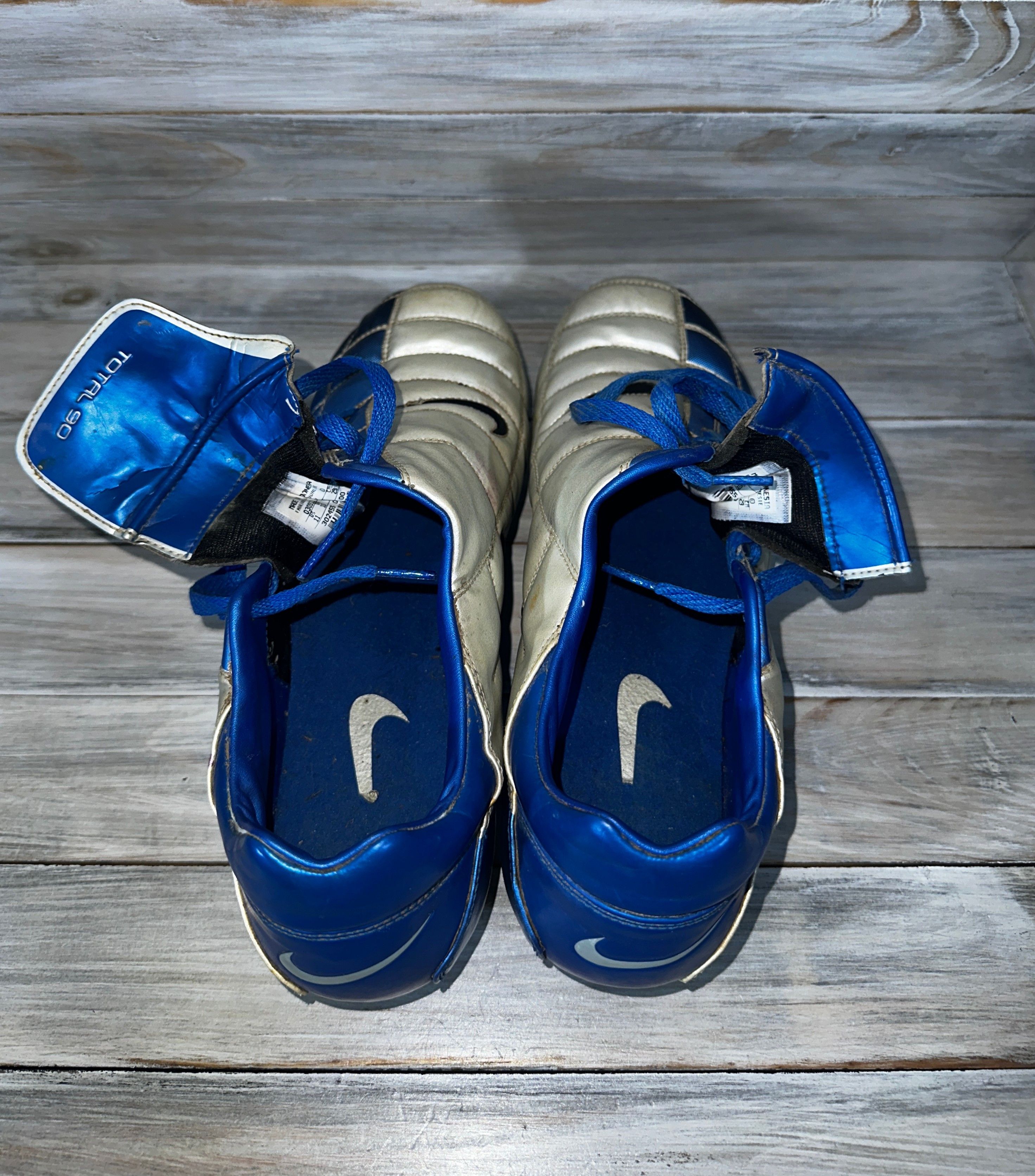 Nike × Vintage Vintage Nike Total 90 Men's Football Cleats Boots Silver Blu Size US 11 / EU 44 - 11 Thumbnail