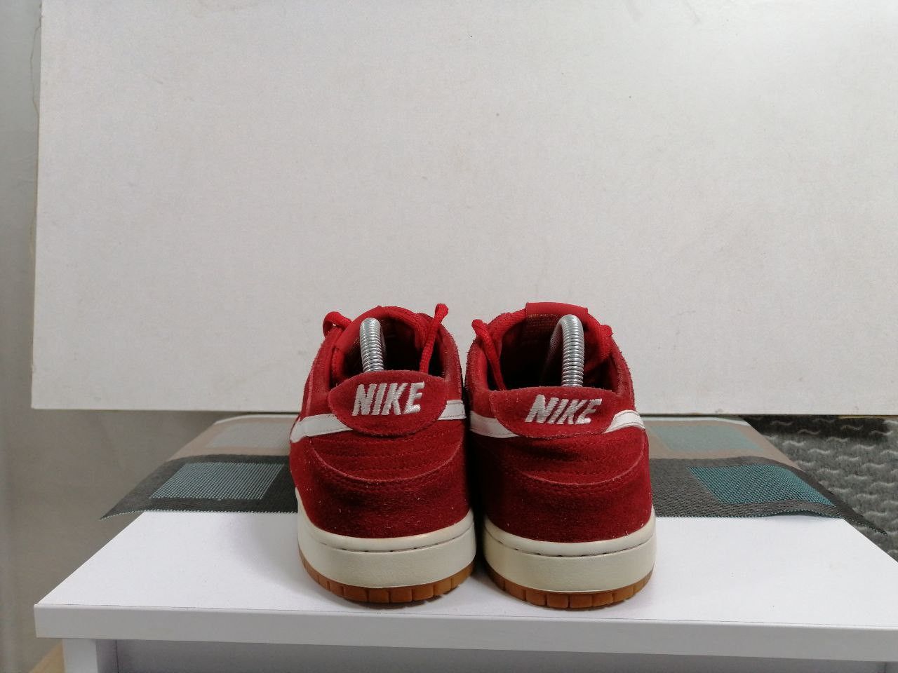 Nike Nike SB Dunk Low Pro Ishod Wair University Red Gum White Size US 11 / EU 44 - 6 Thumbnail