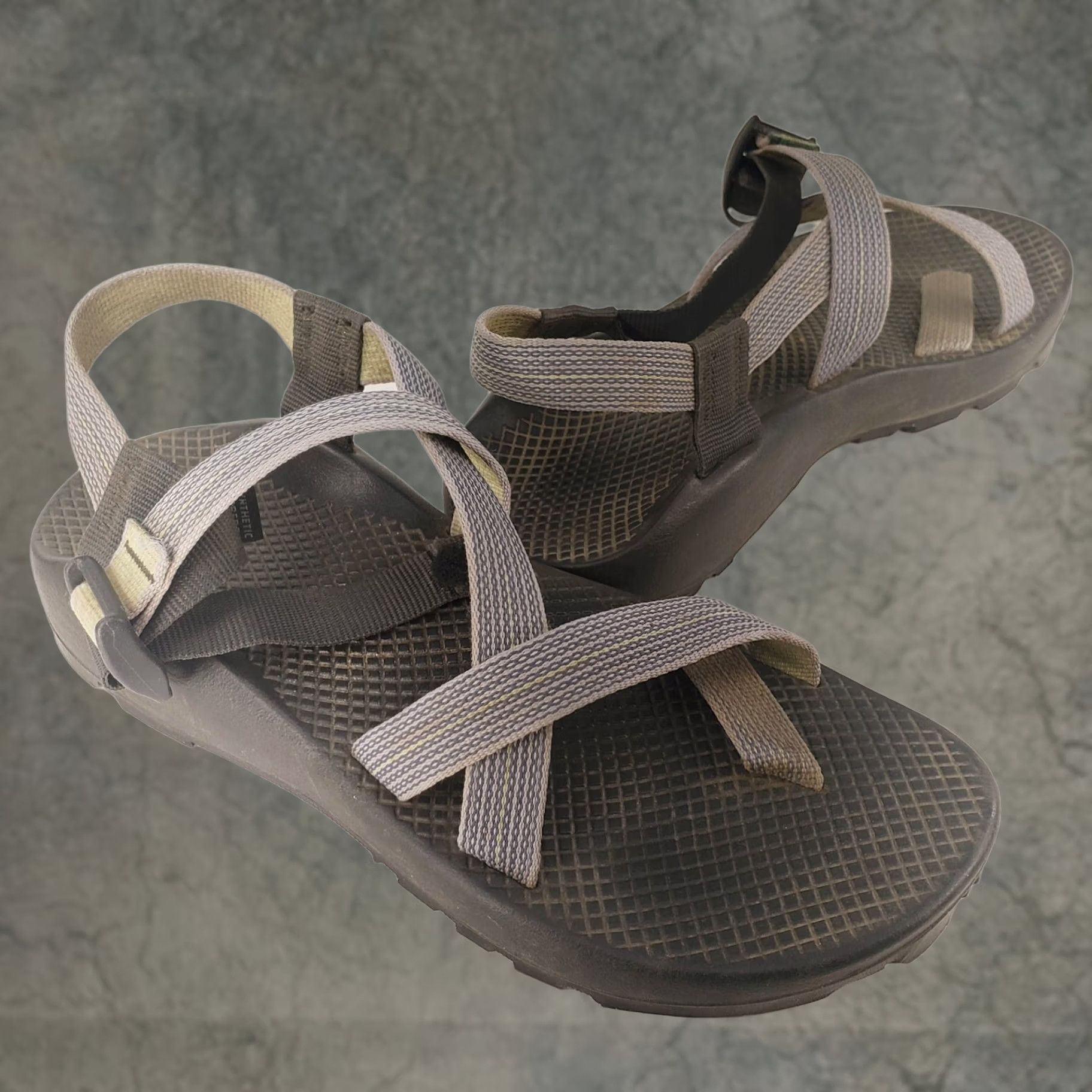 Chaco Chaco Z/2 Sandal Women's 10 Purple Pixel Weave Strappy Nylon Casual Hiking Shoes/ Sandals Size US 10 / IT 40 - 1 Thumbnail