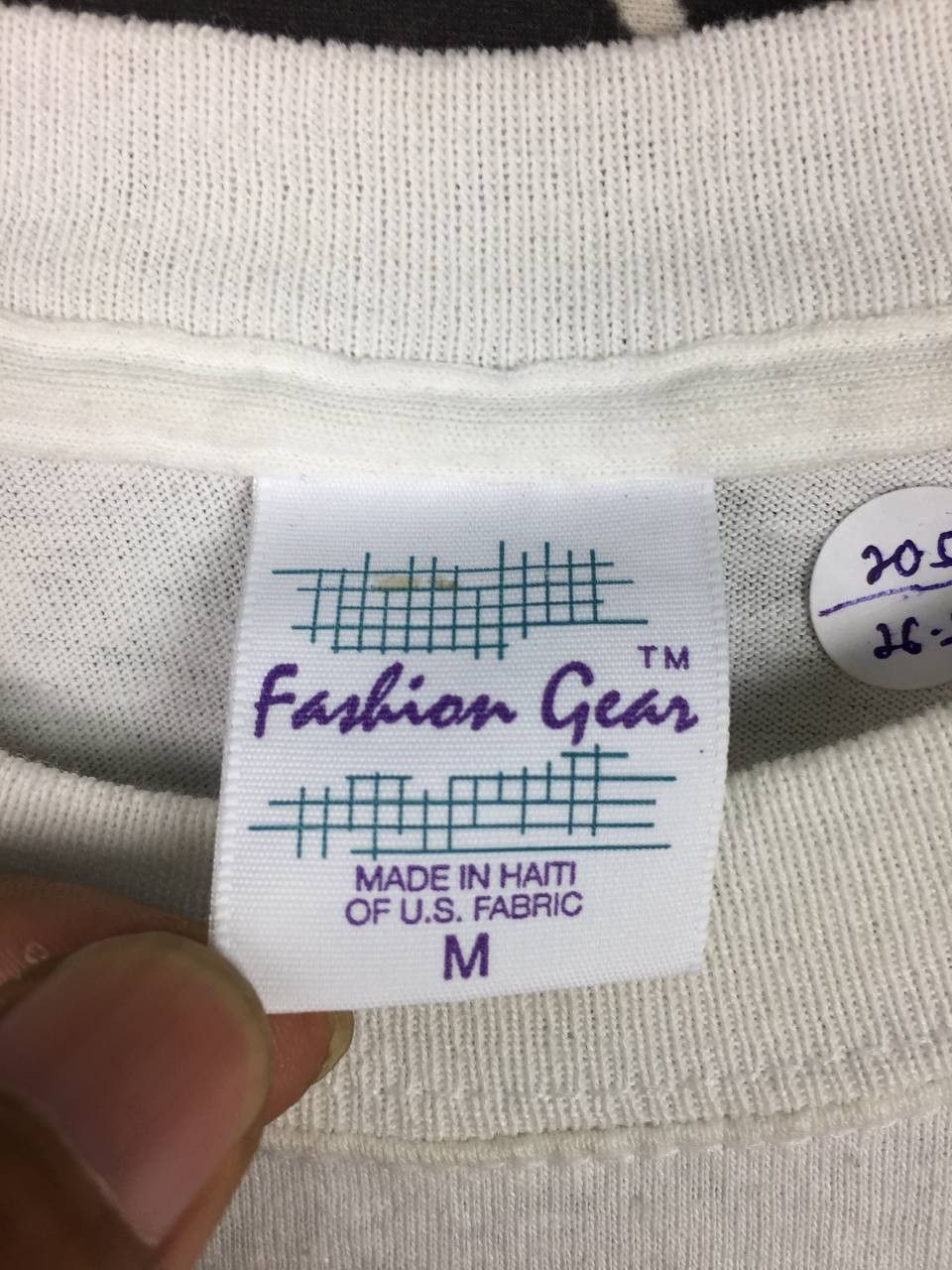 Vintage Vtg Fashion Gear Rainbow Cut & Sewn Style Tee Size US M / EU 48-50 / 2 - 17 Thumbnail