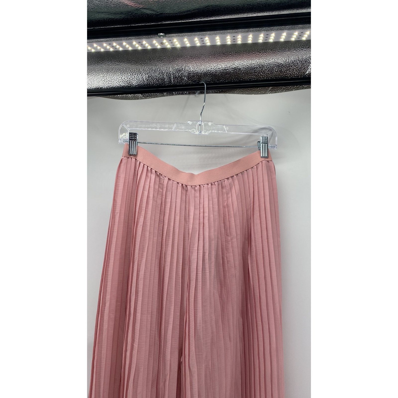 Other Matilda Pink pleated high waisted pants size S feminine Size 27" / US 4 / IT 40 - 3 Thumbnail