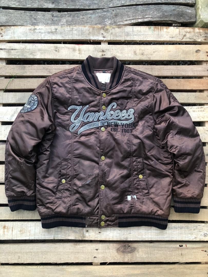 MLB Vintage New York Yankees Varsity Jacket Distressed Size US L / EU 52-54 / 3 - 1 Thumbnail