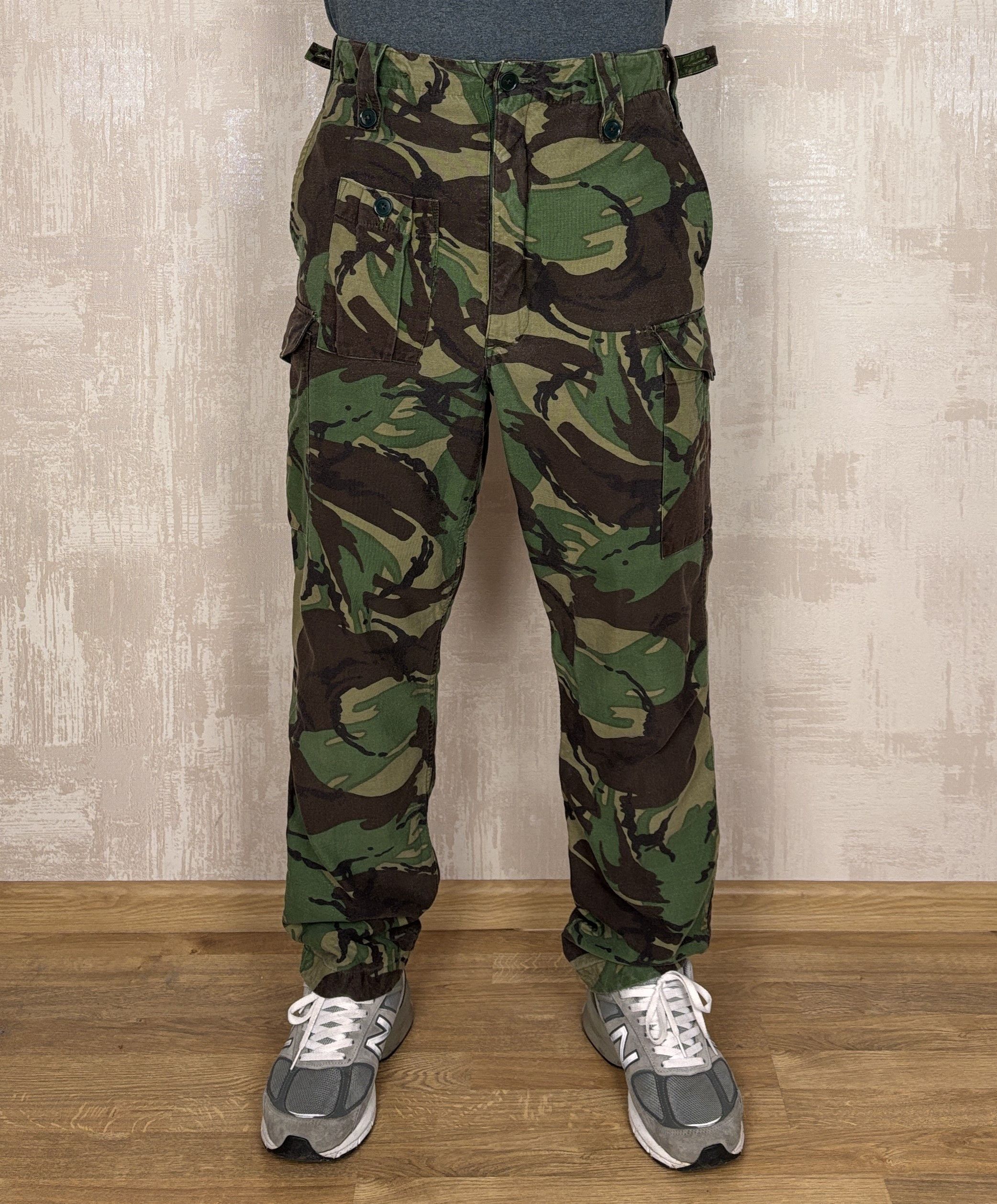 Vintage Vintage British Army Trousers Combat Pattern Nato Pants Size US 32 / EU 48 - 1 Thumbnail
