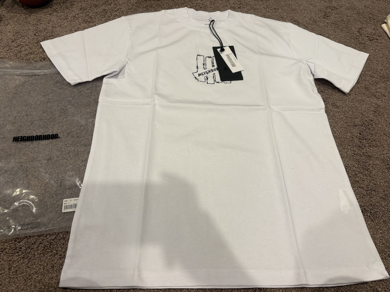Neighborhood Brand new Neighborhood X Undefeated tshirt small Size US S / EU 44-46 / 1 - 1 Thumbnail
