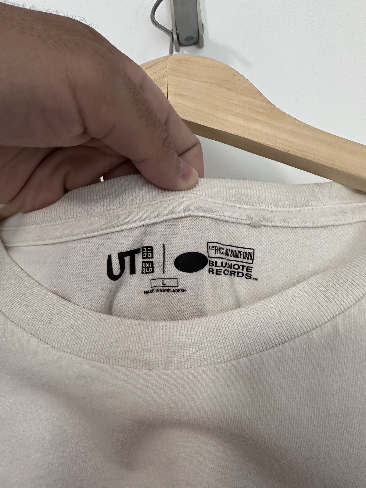 Uniqlo Uniqlo x Blue note Tee Size US L / EU 52-54 / 3 - 2 Thumbnail