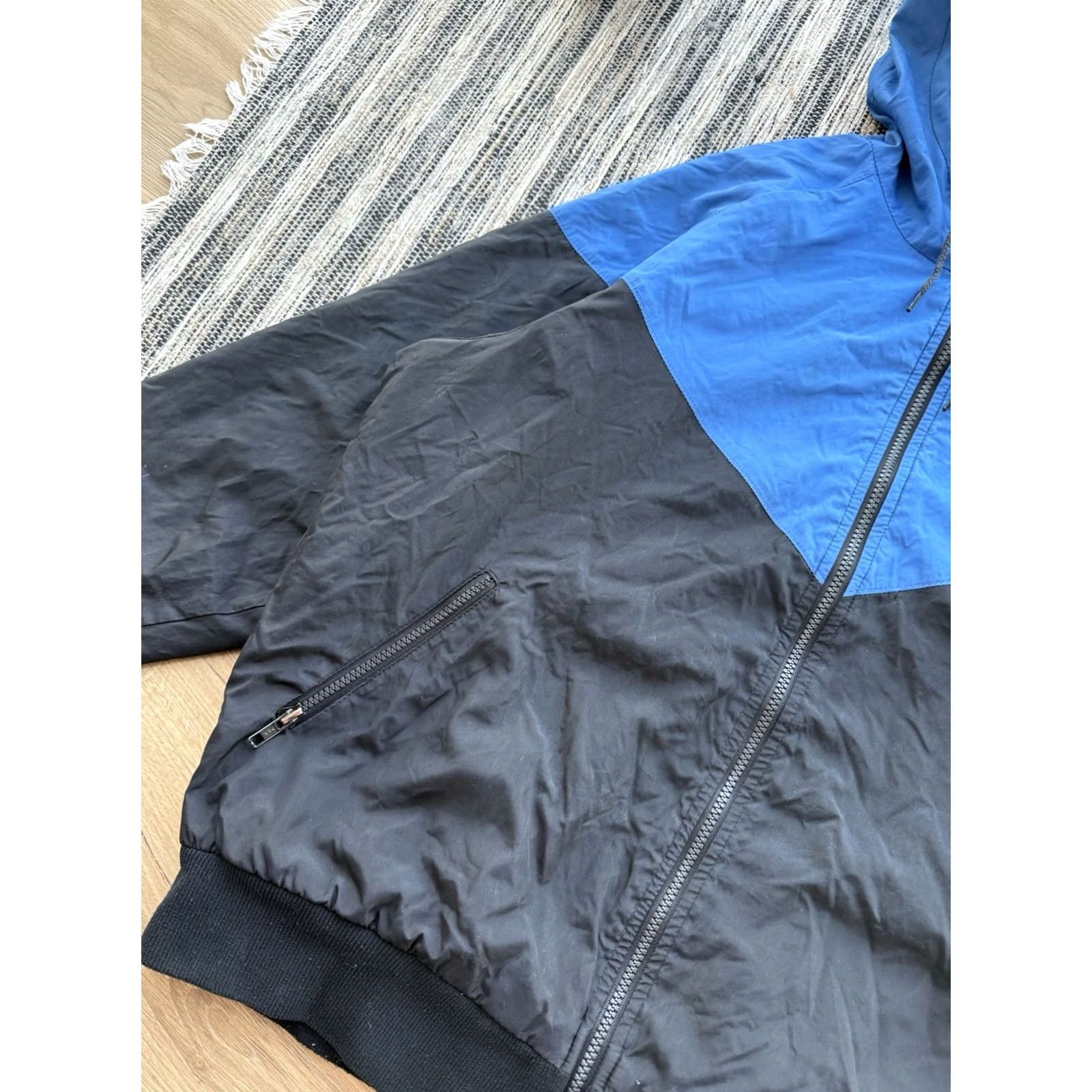 Nike VINTAGE NIKE JACKET 80s Y2K NYLON DISTRESSED FADED BLUE-BLACK Sz L Size US L / EU 52-54 / 3 - 4 Thumbnail