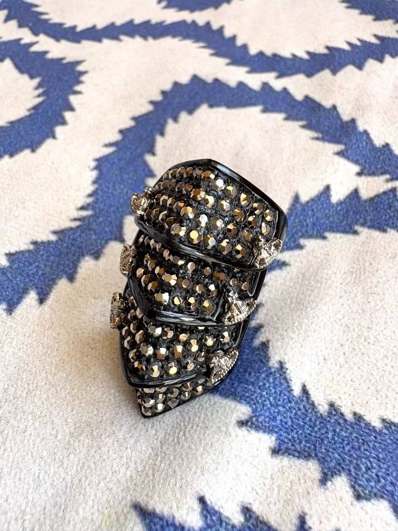 Vivienne Westwood Vivienne Westwood Rare vintage black diamond resin armor r Size ONE SIZE - 2 Thumbnail