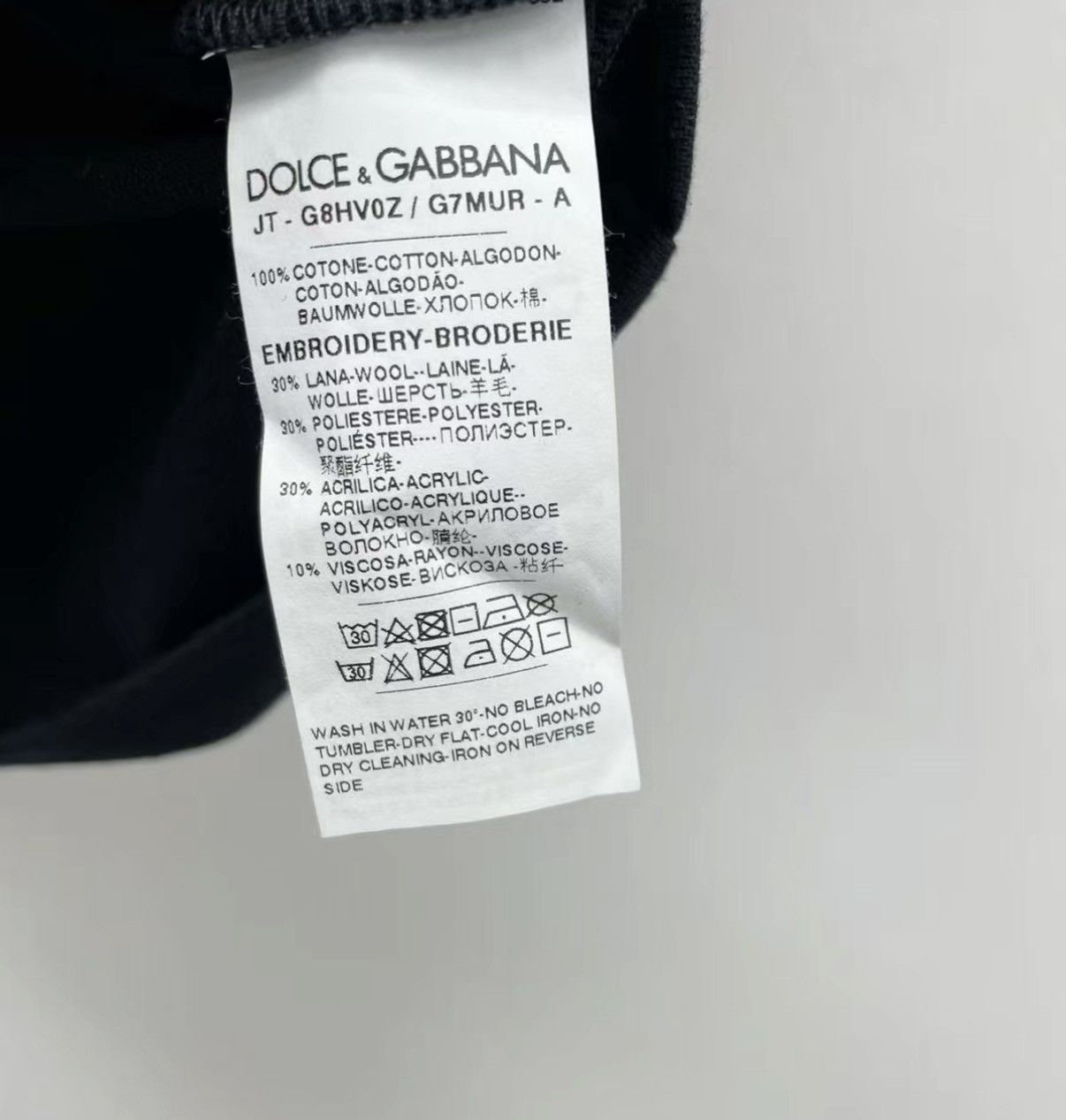 Dolce & Gabbana Dolce & Gabbana Heavy Embroidered Short Sleeve T-shirt J30 Size US S / EU 44-46 / 1 - 7 Thumbnail