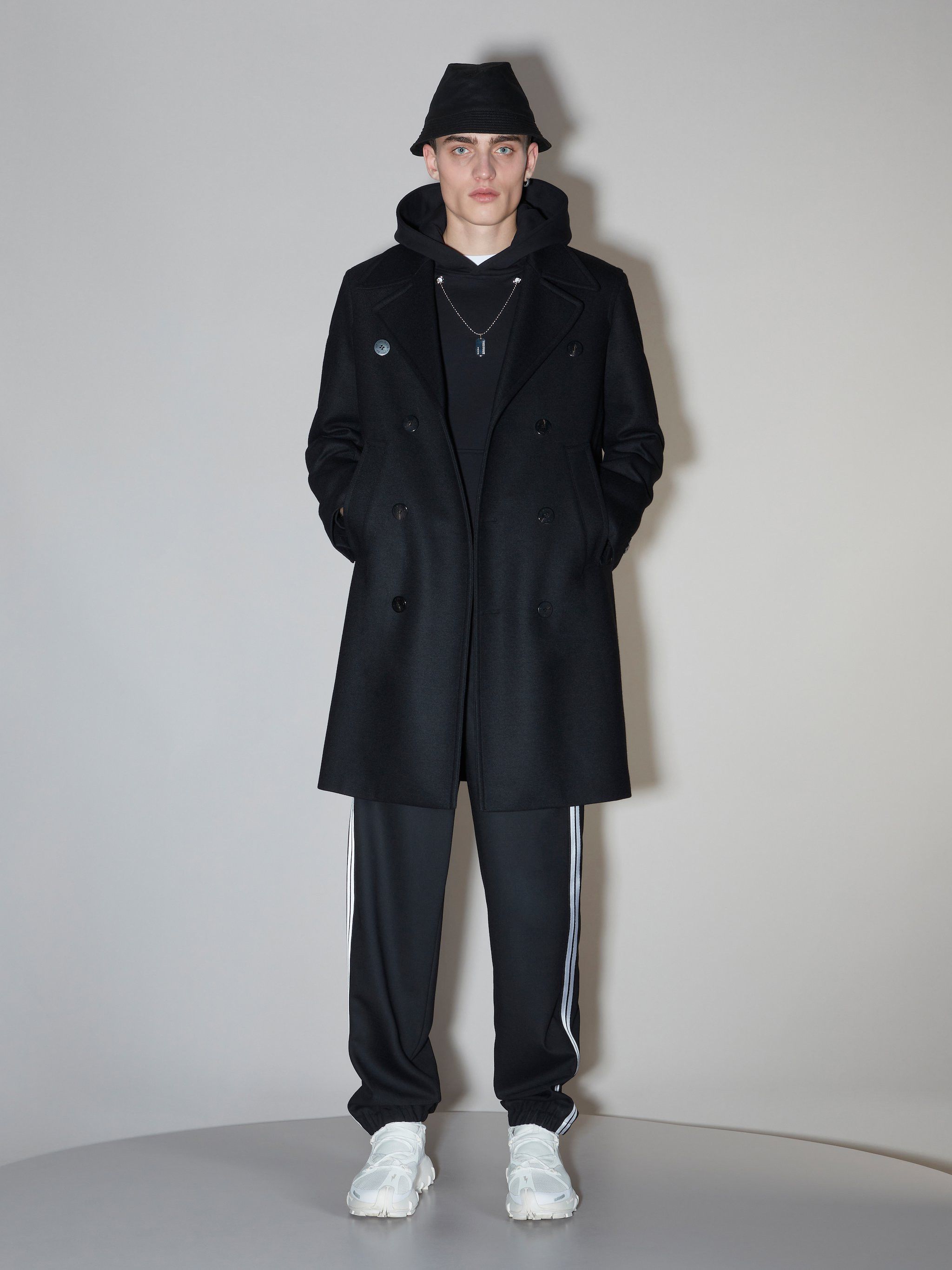 Neil Barrett Minimalist Double-Breasted Coat Black Medium Size US M / EU 48-50 / 2 - 6 Thumbnail
