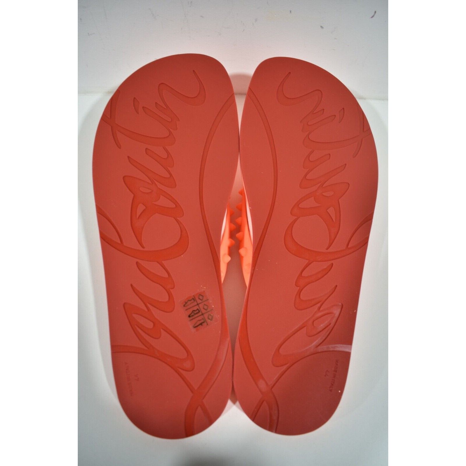 Christian Louboutin Christian Louboutin Flip Flop Flat Drag Thong Sandal 44 11 Size US 11 / EU 44 - 12 Thumbnail