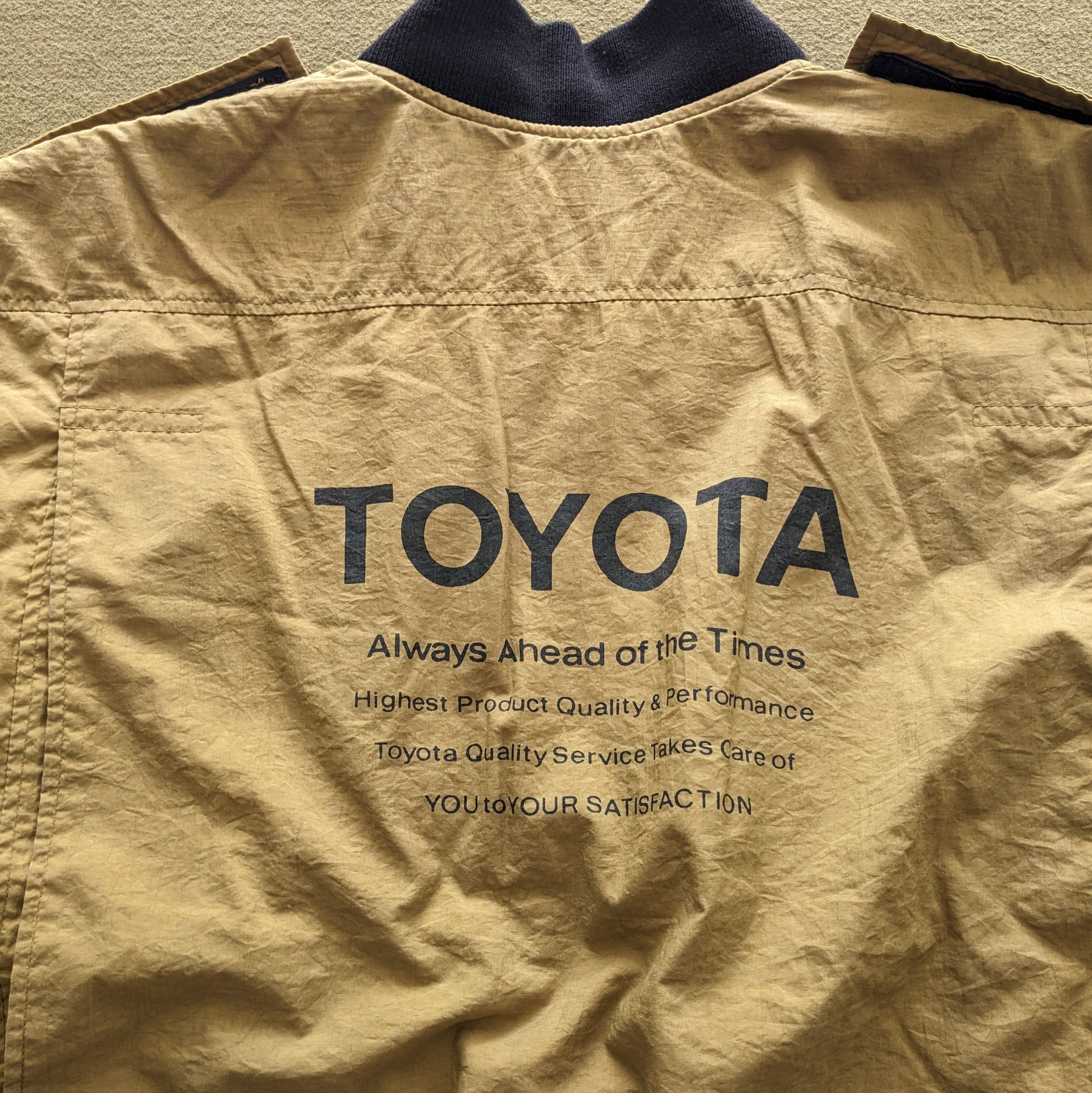 Japanese Brand Vintage TOYOTA Racing Motorsports Bomber Jacket Size US M / EU 48-50 / 2 - 2 Thumbnail