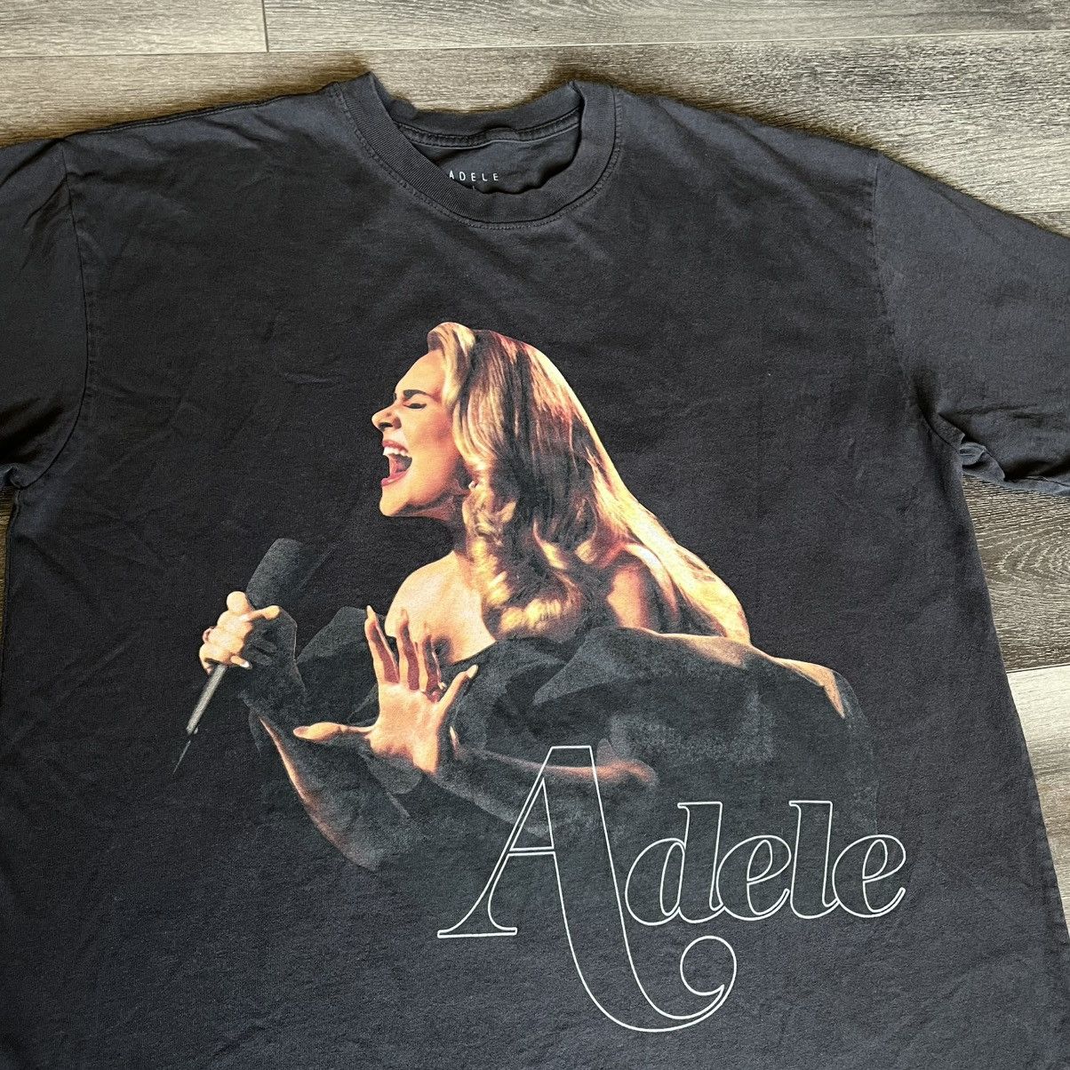 Band Tees Adele Live Las Vegas Caesars Palace Weekends with Band Tee Size US L / EU 52-54 / 3 - 3 Thumbnail