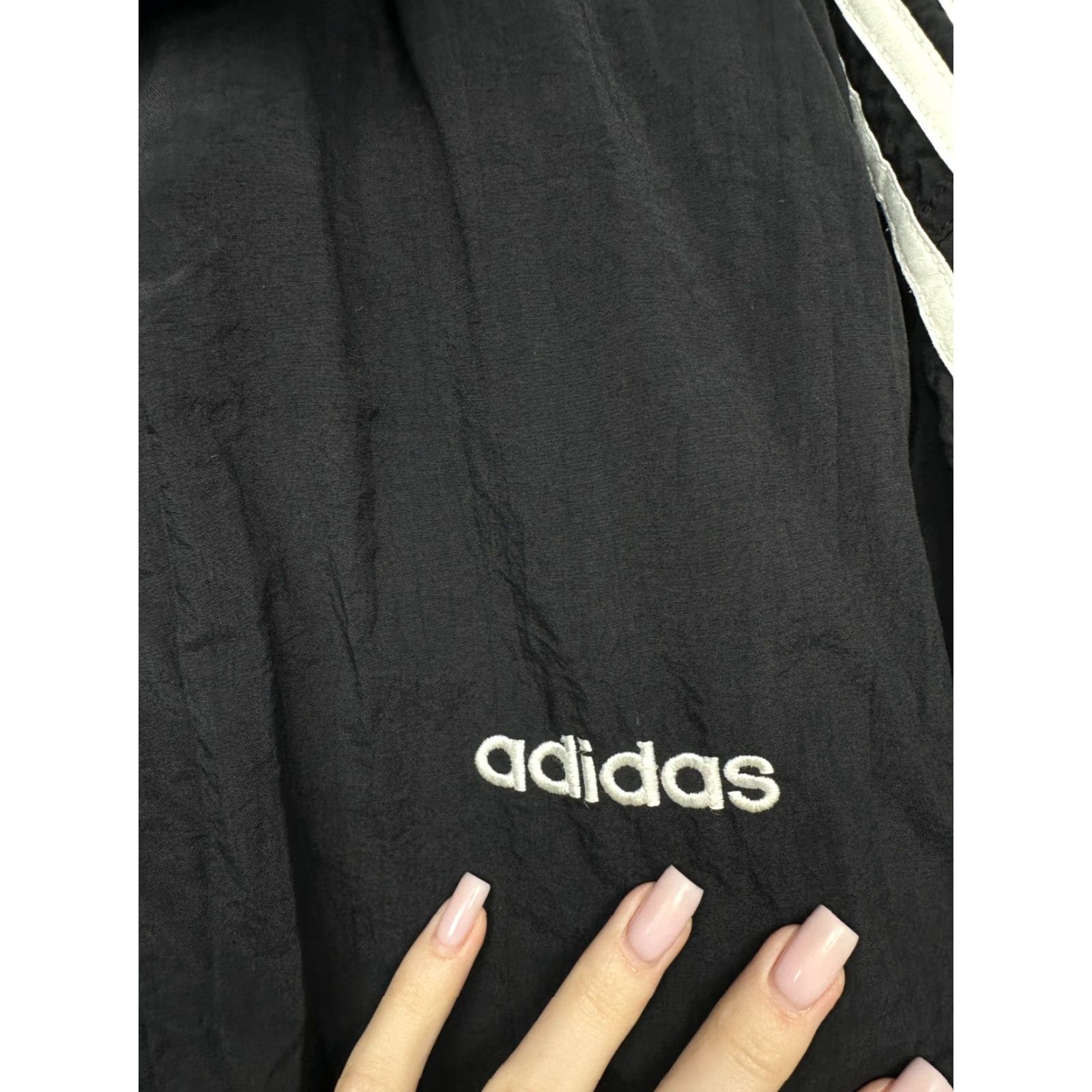 Adidas Adidas Vintage Mens Baggy Nylon Insulated Jacket L Black Windbreaker 90s Mens Size US L / EU 52-54 / 3 - 3 Thumbnail