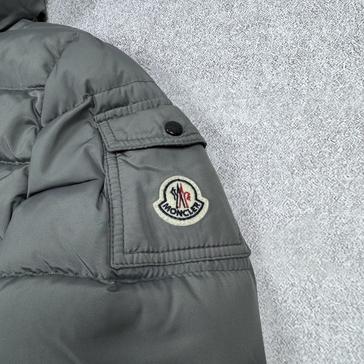 Moncler Women`s Moncler Bea Guibbotto Gray Puffer Jacket Size 0 / S Size XS / US 0-2 / IT 36-38 - 8 Thumbnail