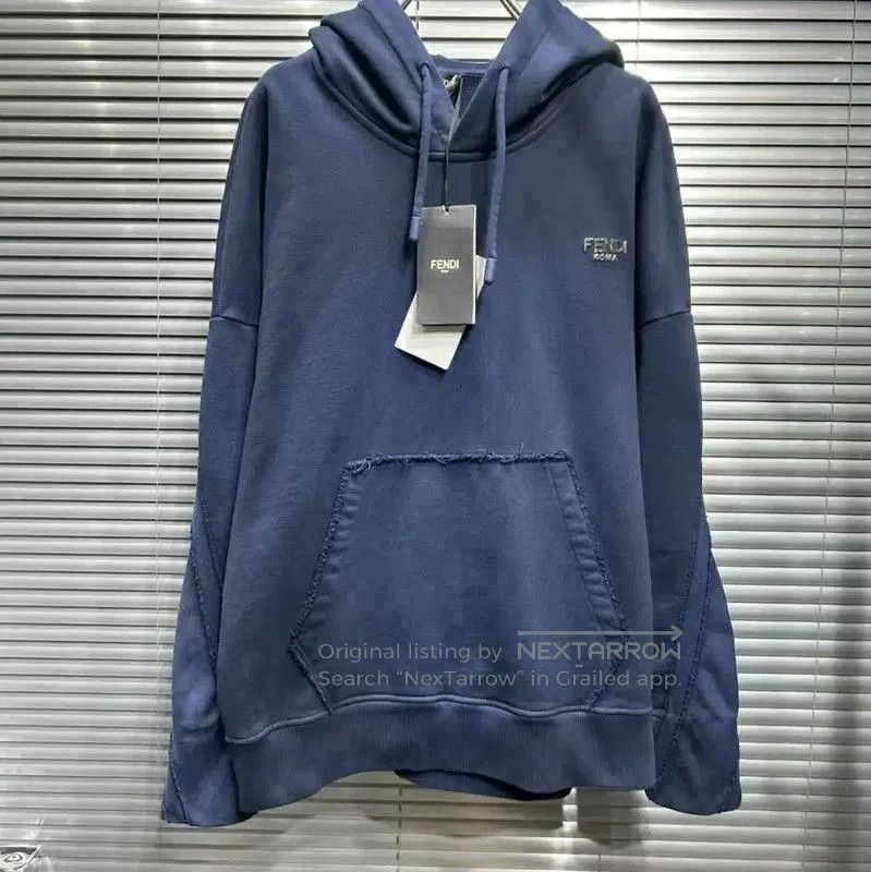 Fendi Fendi Cotton Hooded Sweatshirt in Dark Blue . Size US XXS / EU 40 - 1 Thumbnail