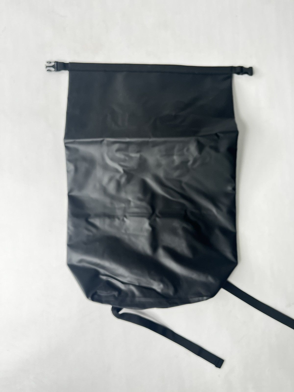 Yeezy Yeezy dry bag BP-01 | Grailed