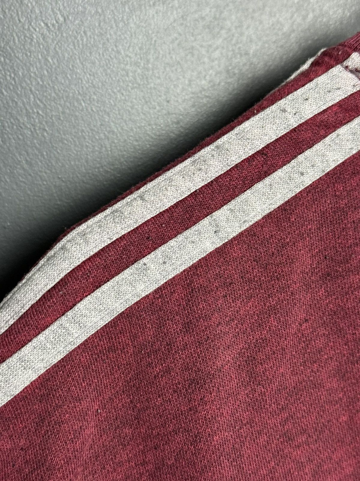 Adidas Vintage Burnley Training Football Sweatshirt Size US L / EU 52-54 / 3 - 18 Thumbnail